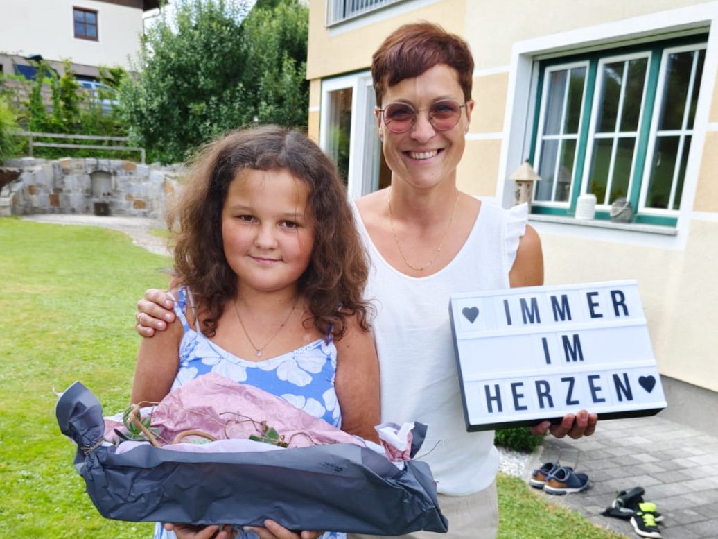 Daniela und Bianca (43) bei ihrem Treffen in Oberösterreich. Daniela und Bianca (43) bei ihrem Treffen in Oberösterreich.