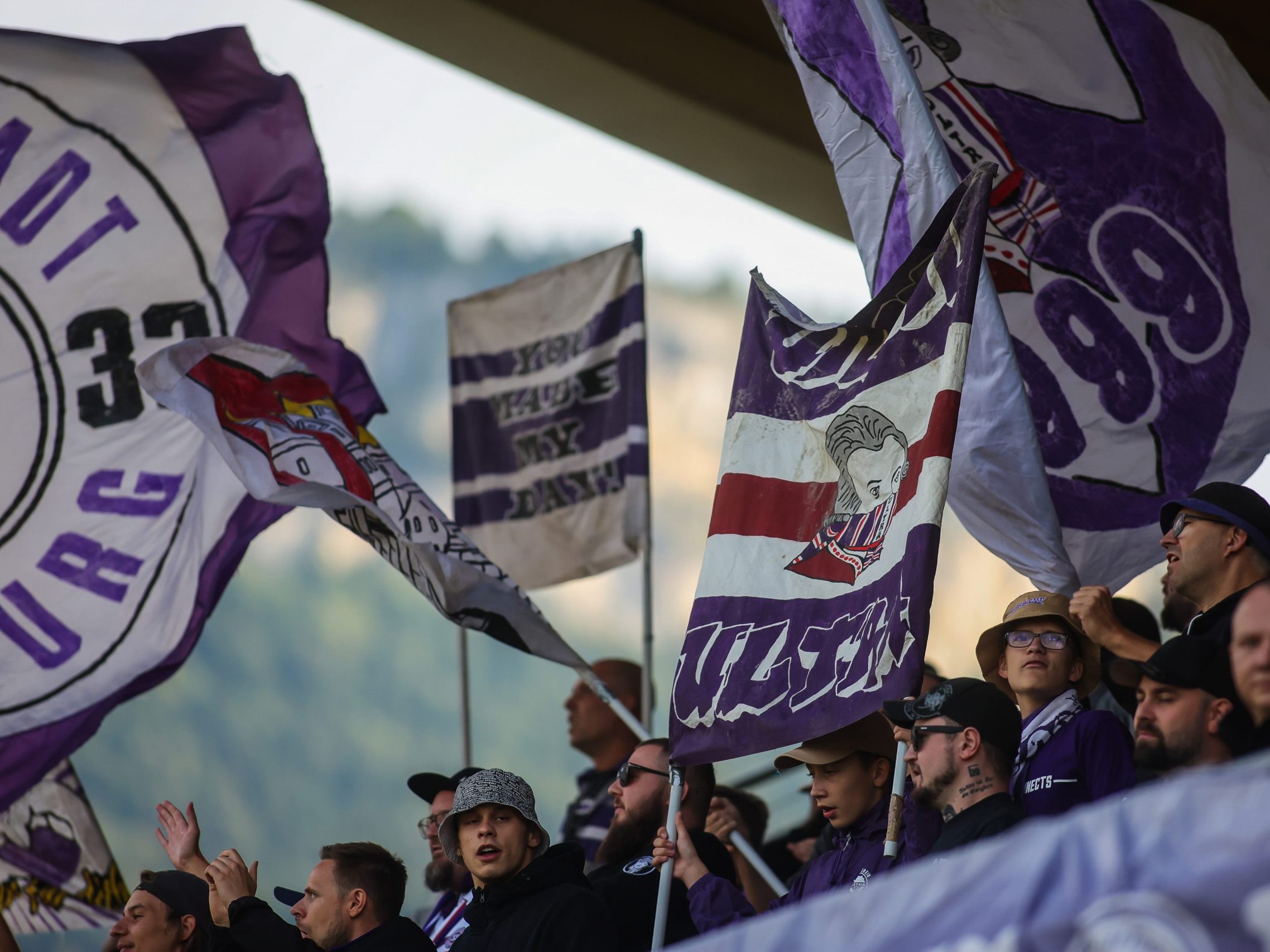 Fans von Austria Salzburg.