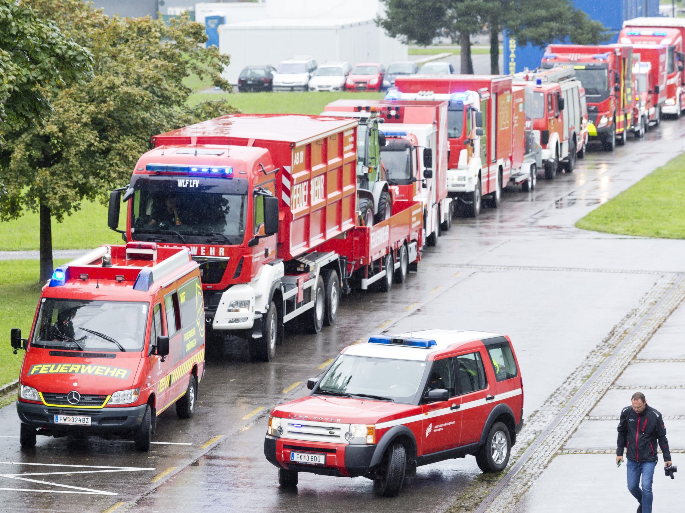 Vorarlberger Feuerwehren auf dem Weg nach Niederösterreich.
