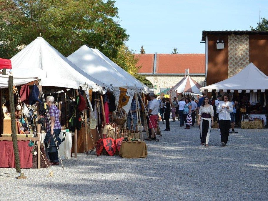 Mittelalterfest im Schloss Neugebäude. Mittelalterfest im Schloss Neugebäude.