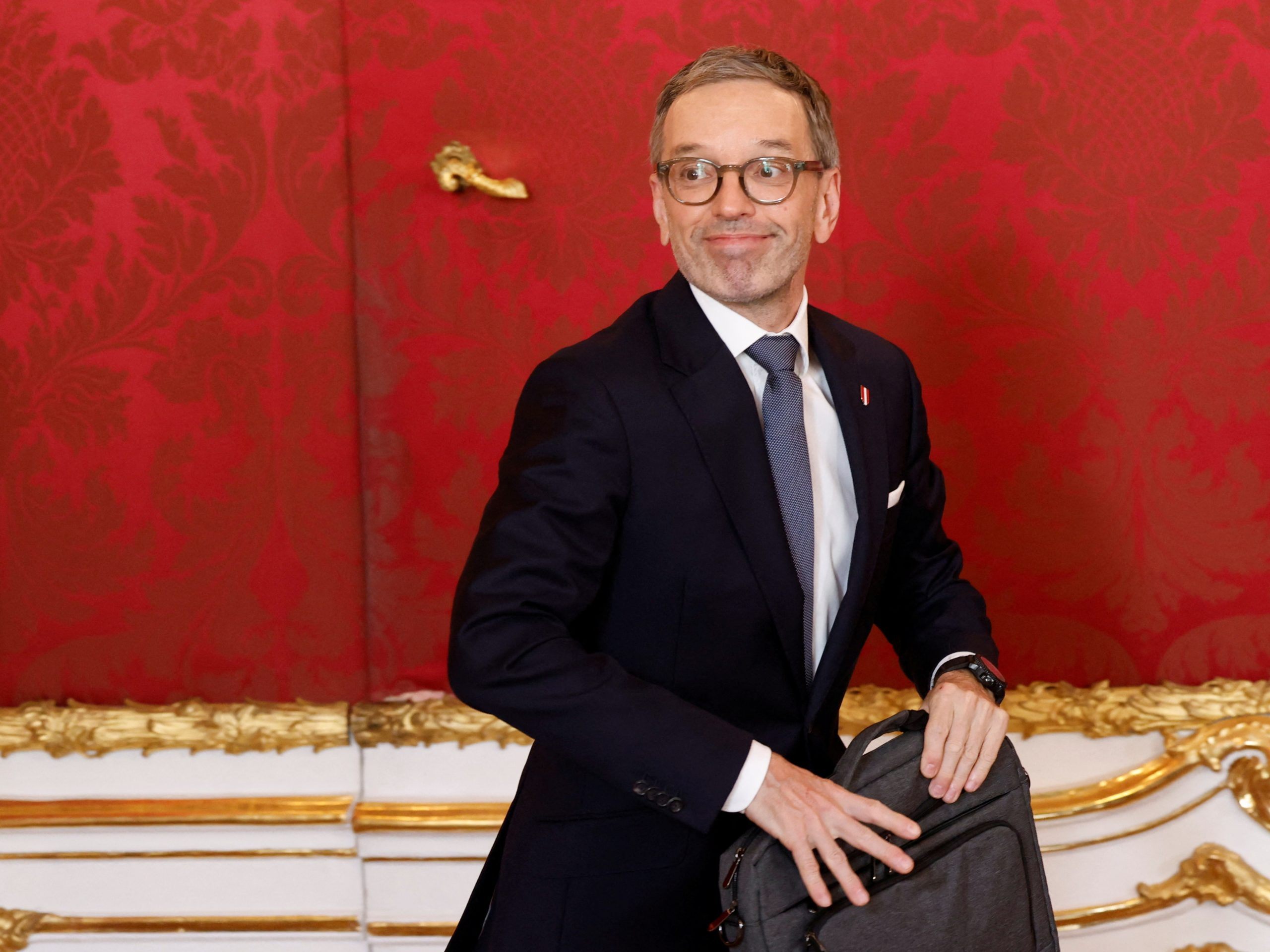 Kickl wandte sich auf Facebook an seine Wähler. Kickl wandte sich auf Facebook an seine Wähler.