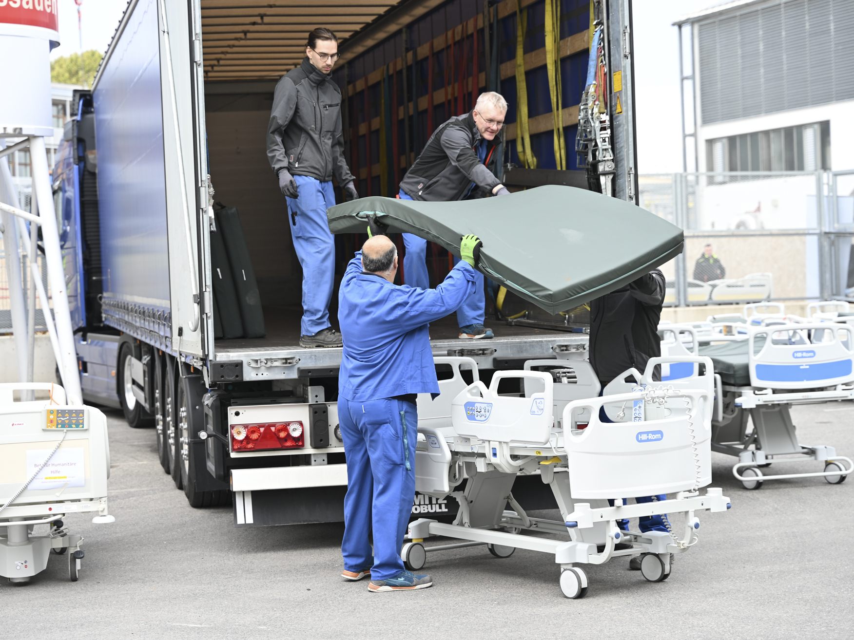 Wien verabschiedete bereits 70. Lkw mit Hilfsgütern. Wien verabschiedete bereits 70. Lkw mit Hilfsgütern.