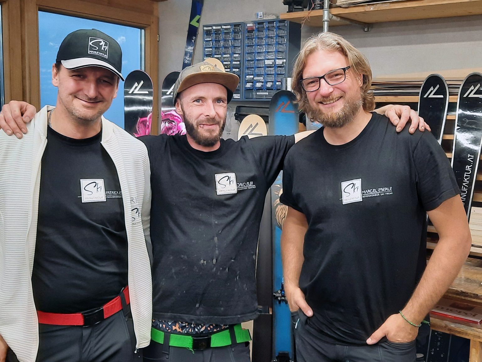 Manufaktur-Trio: Patrick Eberle, David Eiler und Marcel Eberle haben sich ganz der Skifertigung verschrieben.