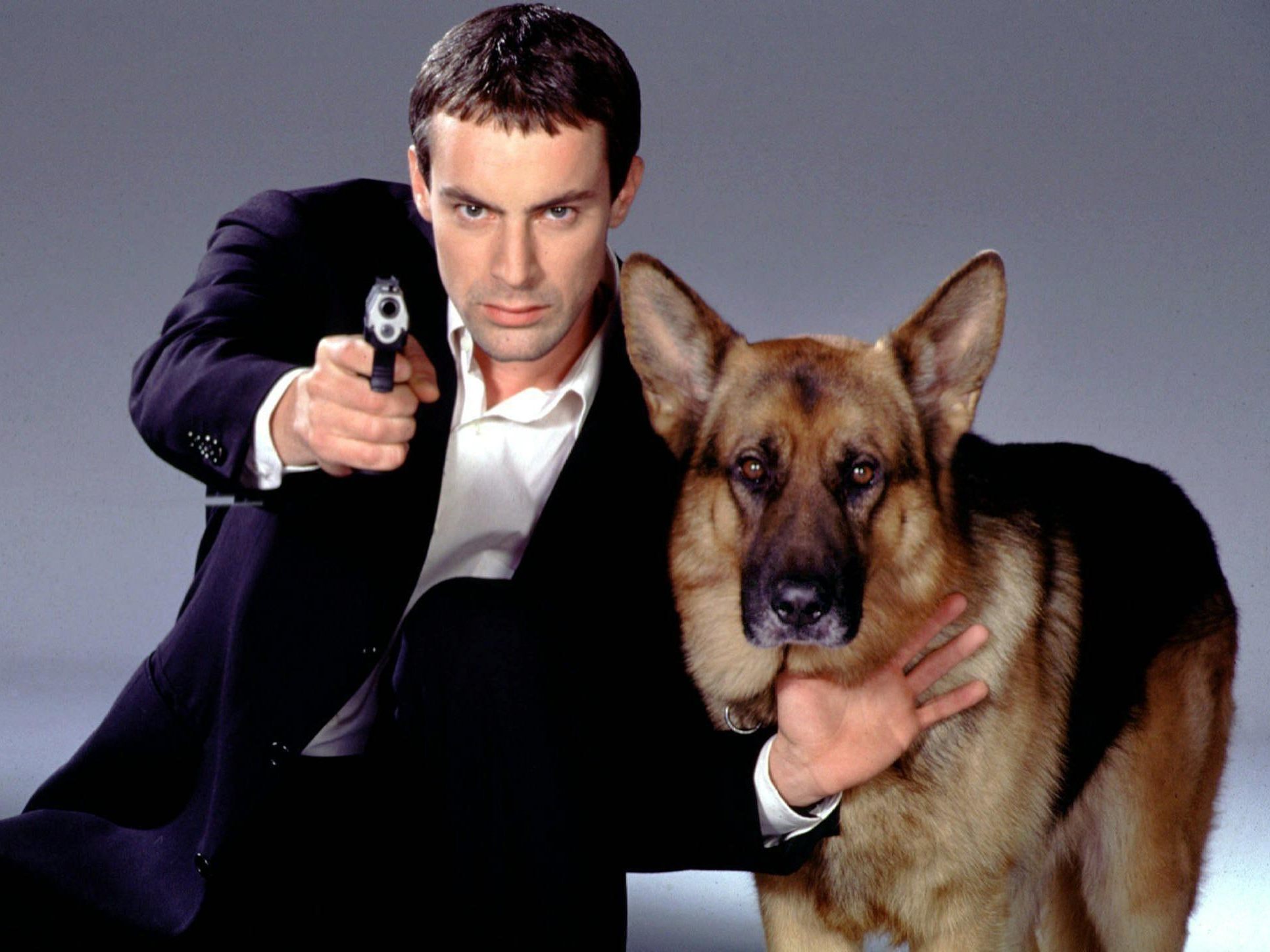 "Kommissar Rex" soll mit neuem "Rex" und Herrchen Comeback feiern. "Kommissar Rex" soll mit neuem "Rex" und Herrchen Comeback feiern.