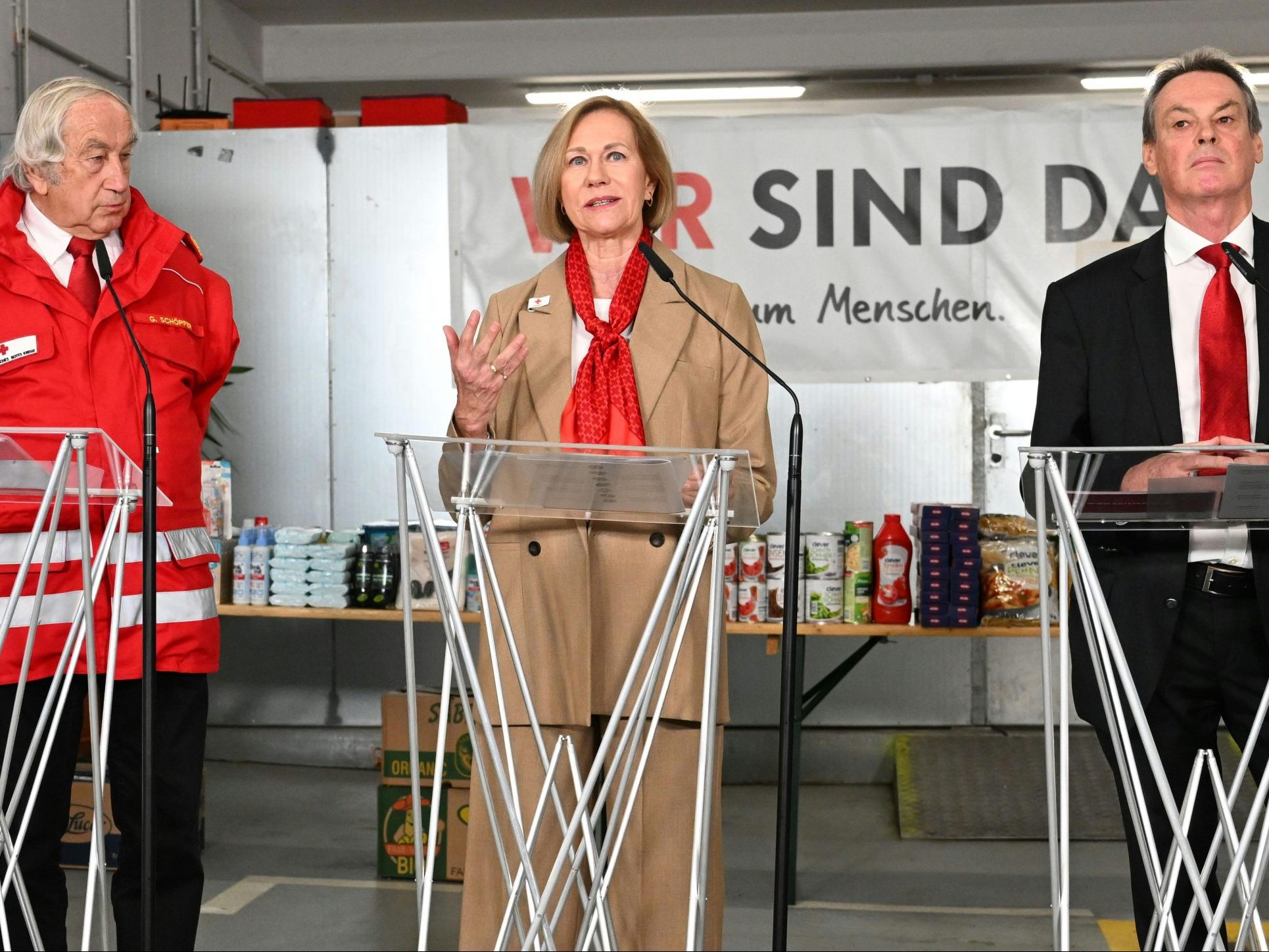 Das Rotes Kreuz warnt vor Sparpaket auf Kosten armutsbetroffener Menschen.