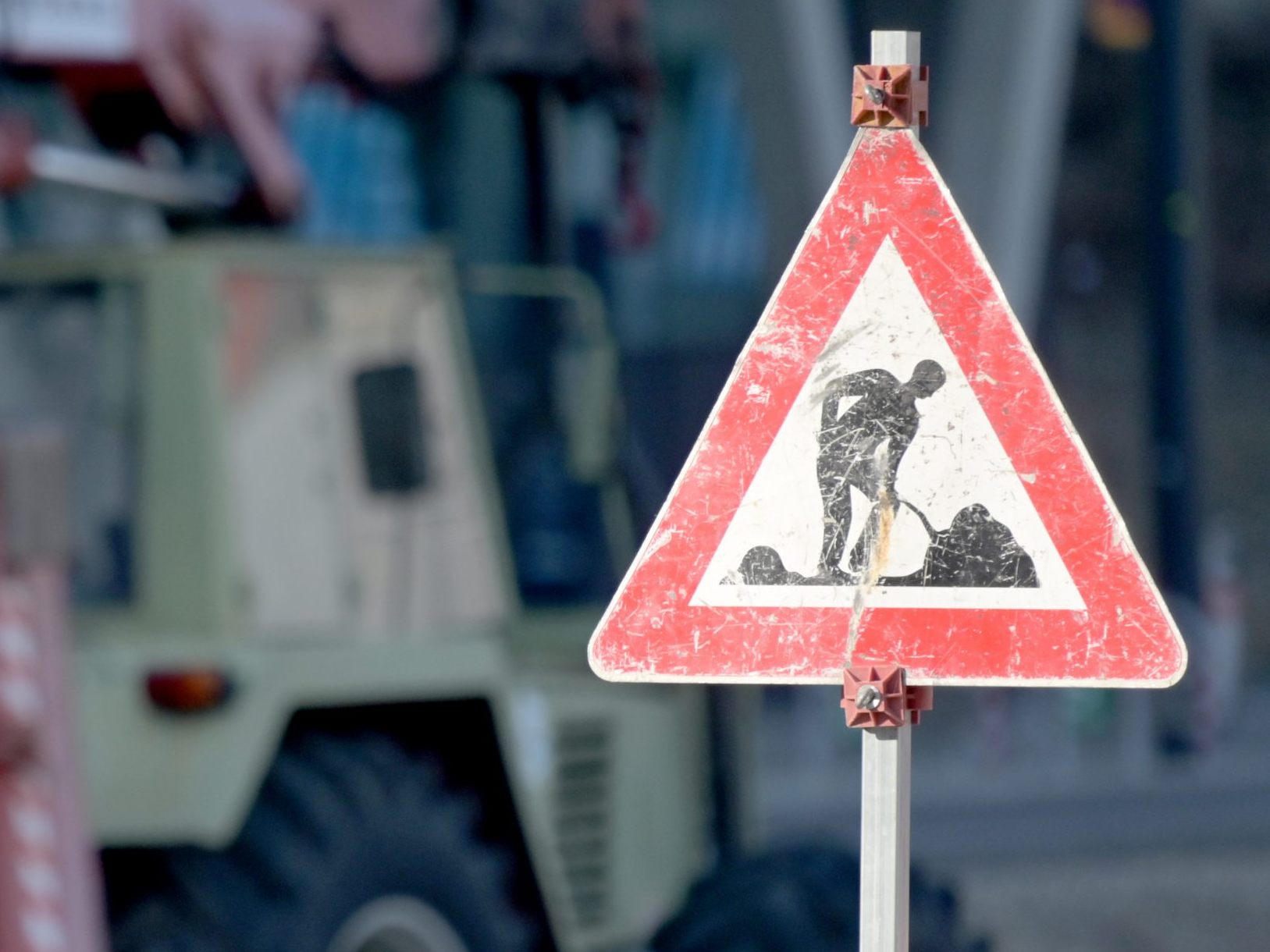 Fahrbahnsanierungsarbeiten in der Prager Straße.