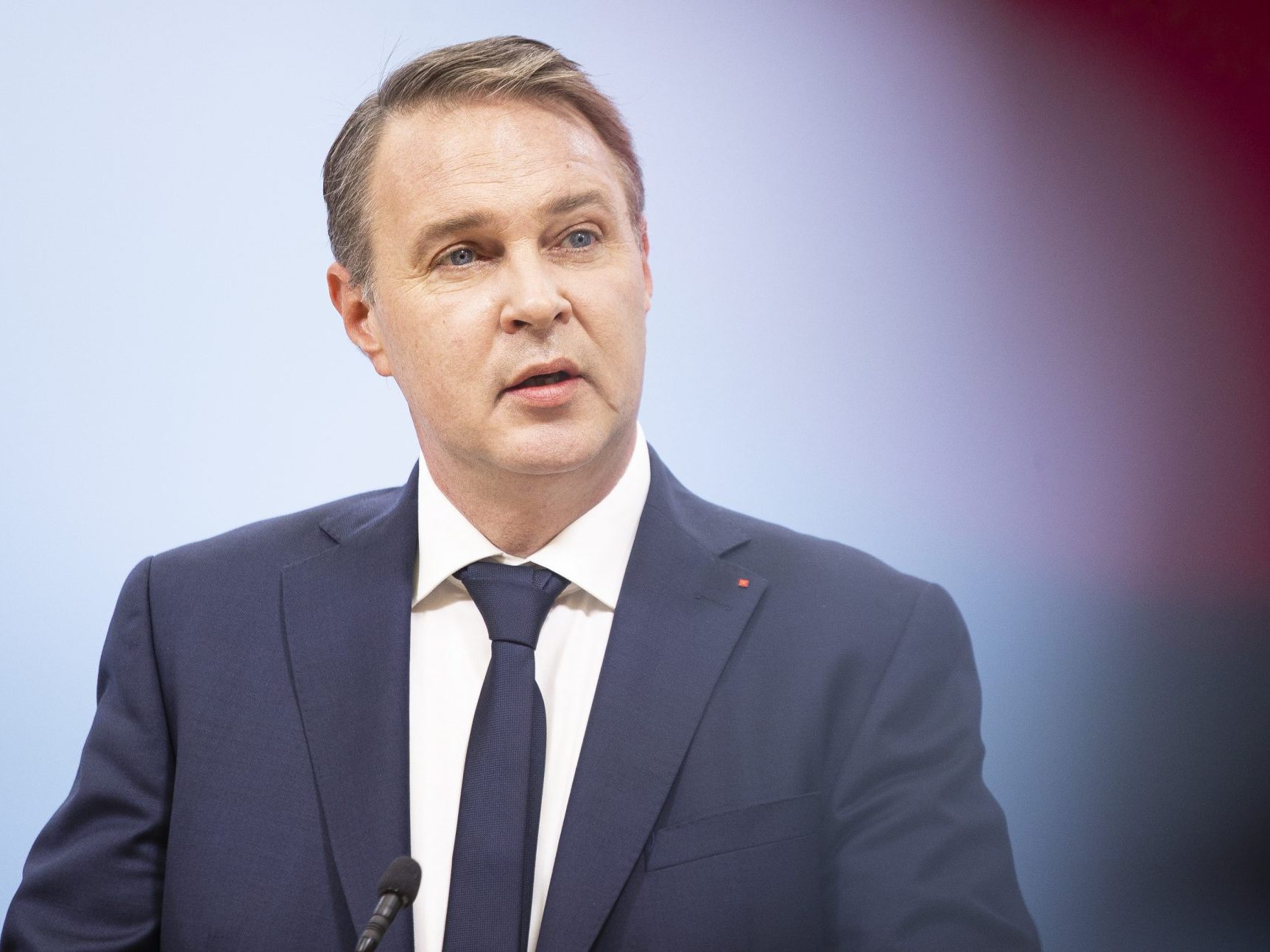 SPÖ-Chef Babler bei einer PK nach dem Gespräch mit FPÖ-Chef Kickl. SPÖ-Chef Babler bei einer PK nach dem Gespräch mit FPÖ-Chef Kickl.