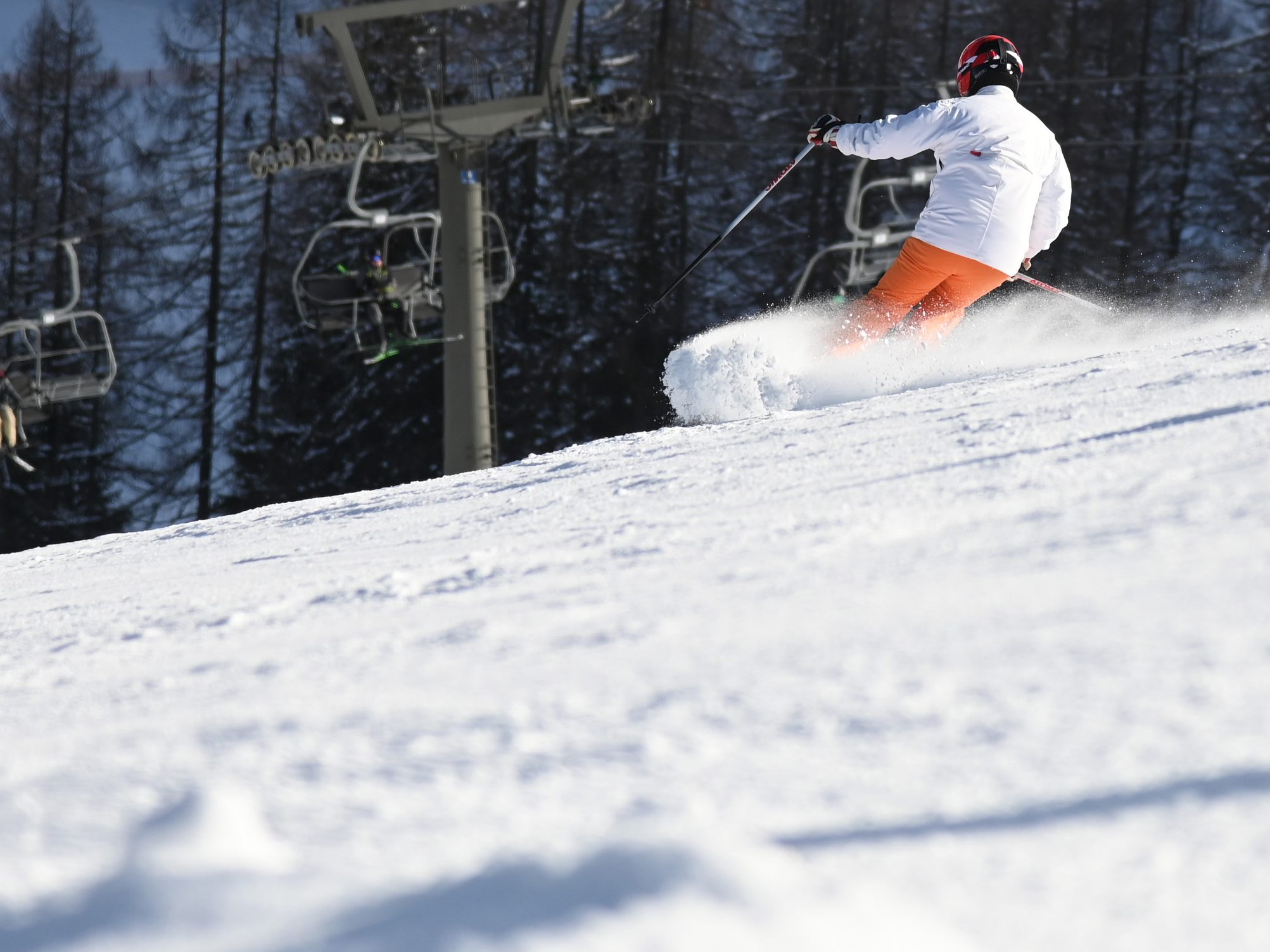 Viele Menschen haben sich für einen Winterurlaub in Österreich entschieden. Viele Menschen haben sich für einen Winterurlaub in Österreich entschieden.