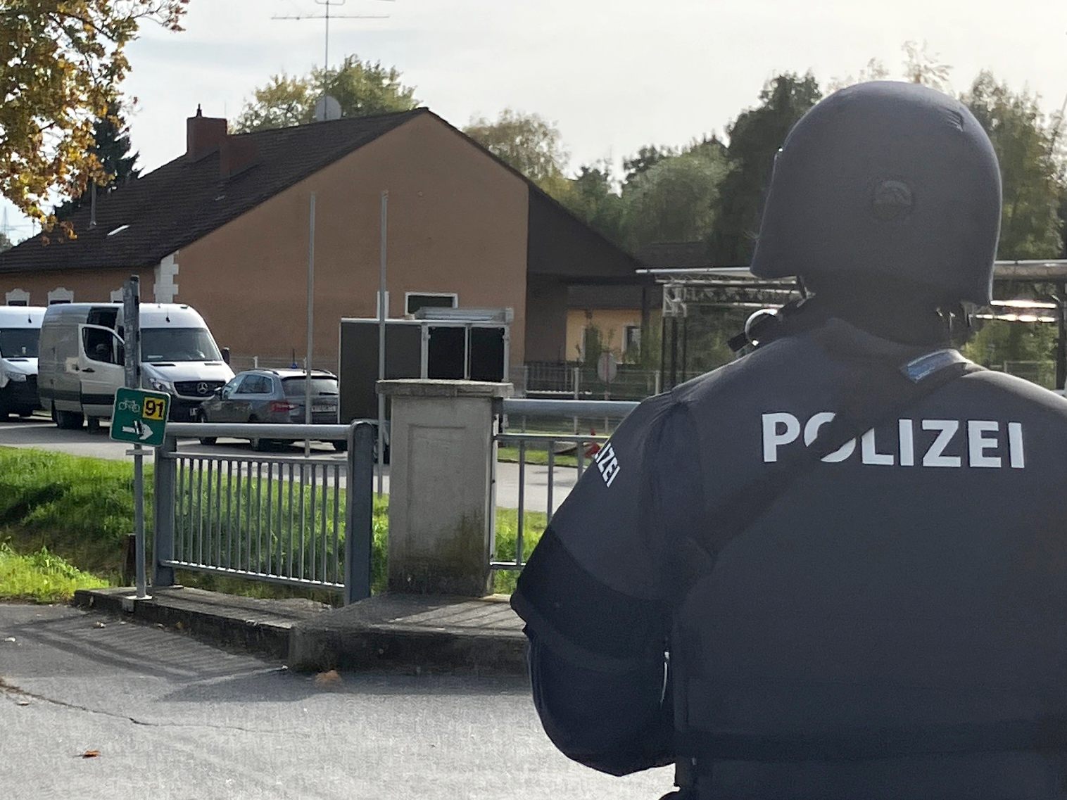 Weitere Durchsuchungen nach der Tötung einer Frau im Weinviertel. Weitere Durchsuchungen nach der Tötung einer Frau im Weinviertel.