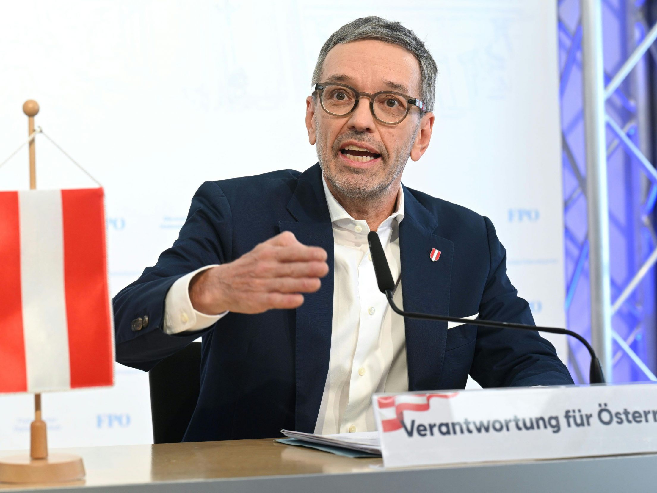 Was hat Kickl nach dem Treffen mit Nehammer zu sagen?