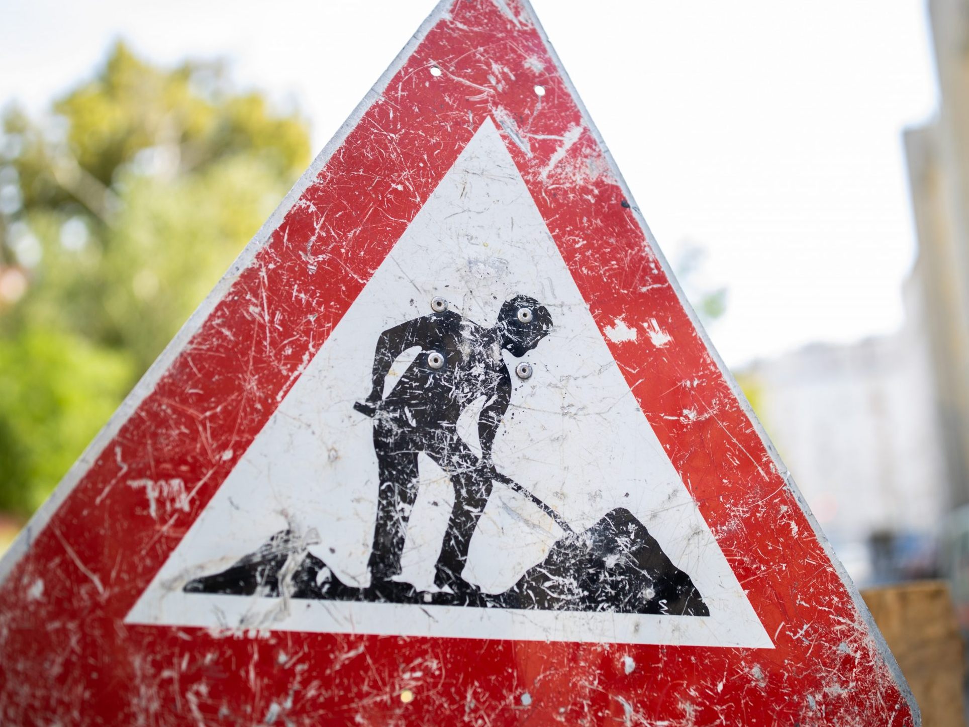 Dreitägige Fahrbahnsanierungsarbeiten auf der Prager Straße.