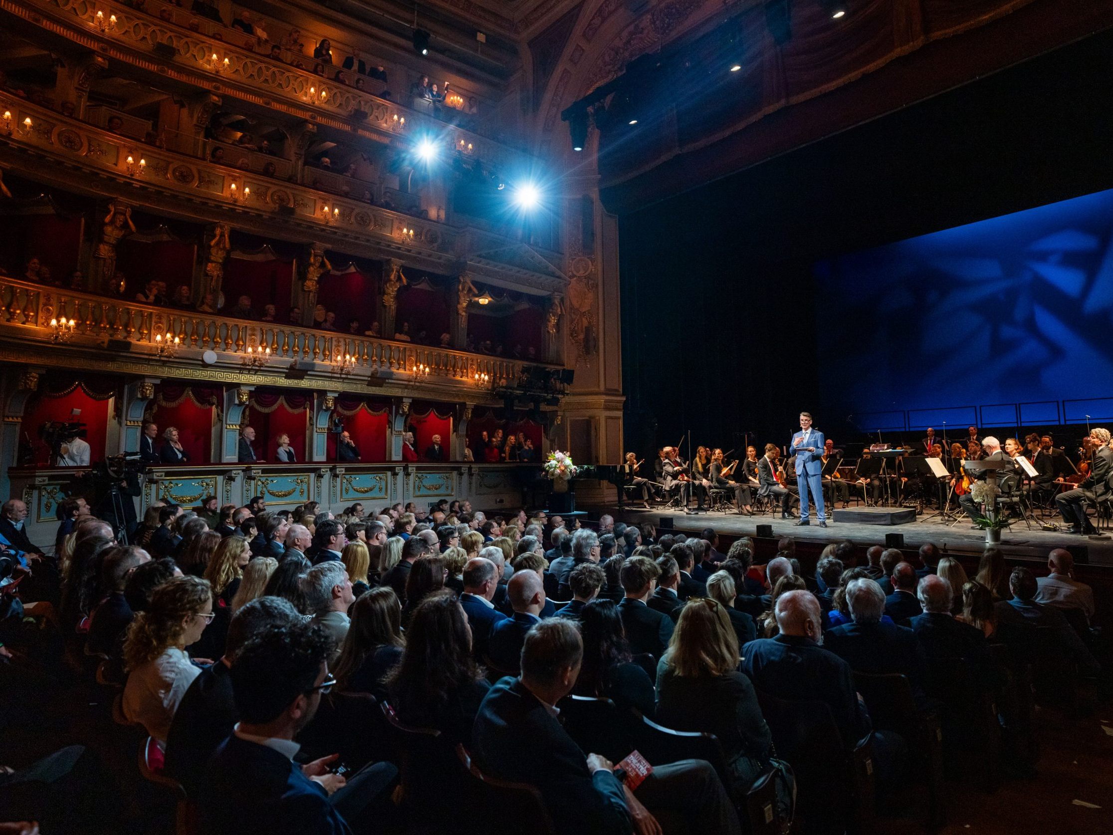 Neue Ära für das Musiktheater an der Wien. Neue Ära für das Musiktheater an der Wien.