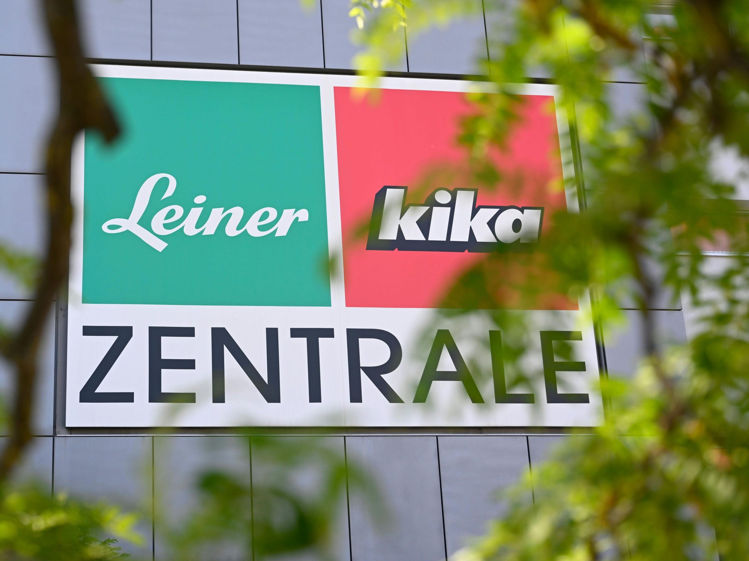 Kikaleiner Zentrale Kikaleiner Zentrale