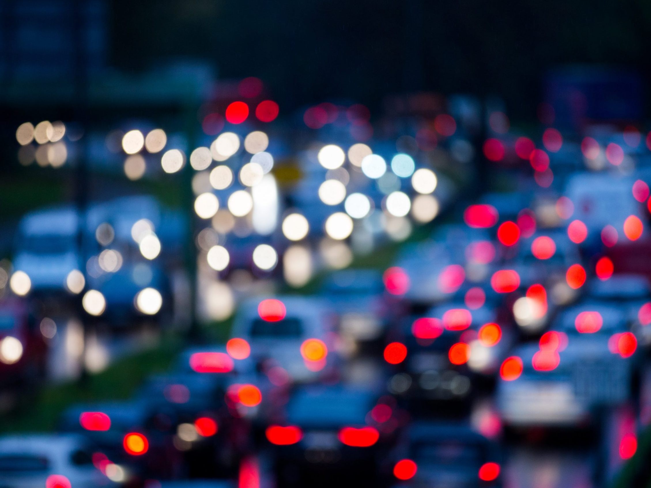 Die Zahl der Auto-Pendler ist heuer gestiegen. Die Zahl der Auto-Pendler ist heuer gestiegen.