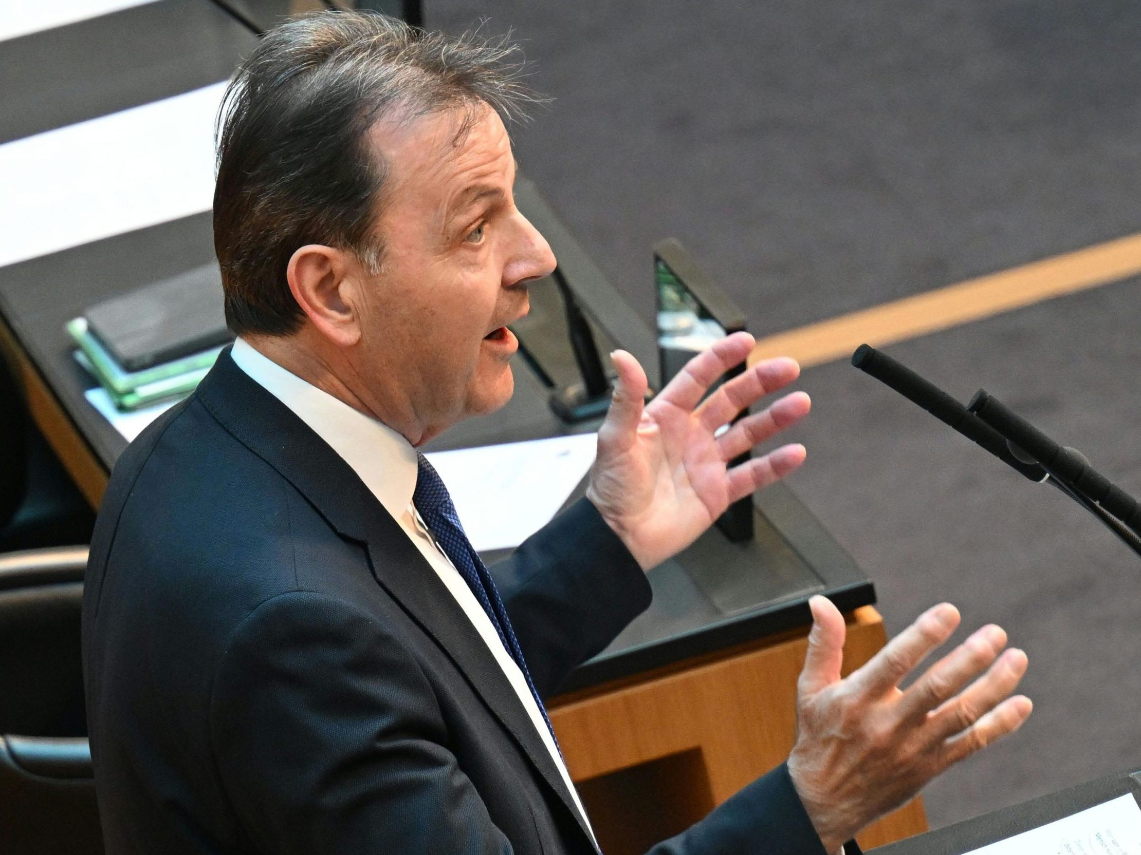 Neuer Nationalrat ohne Berlakovich. Neuer Nationalrat ohne Berlakovich.