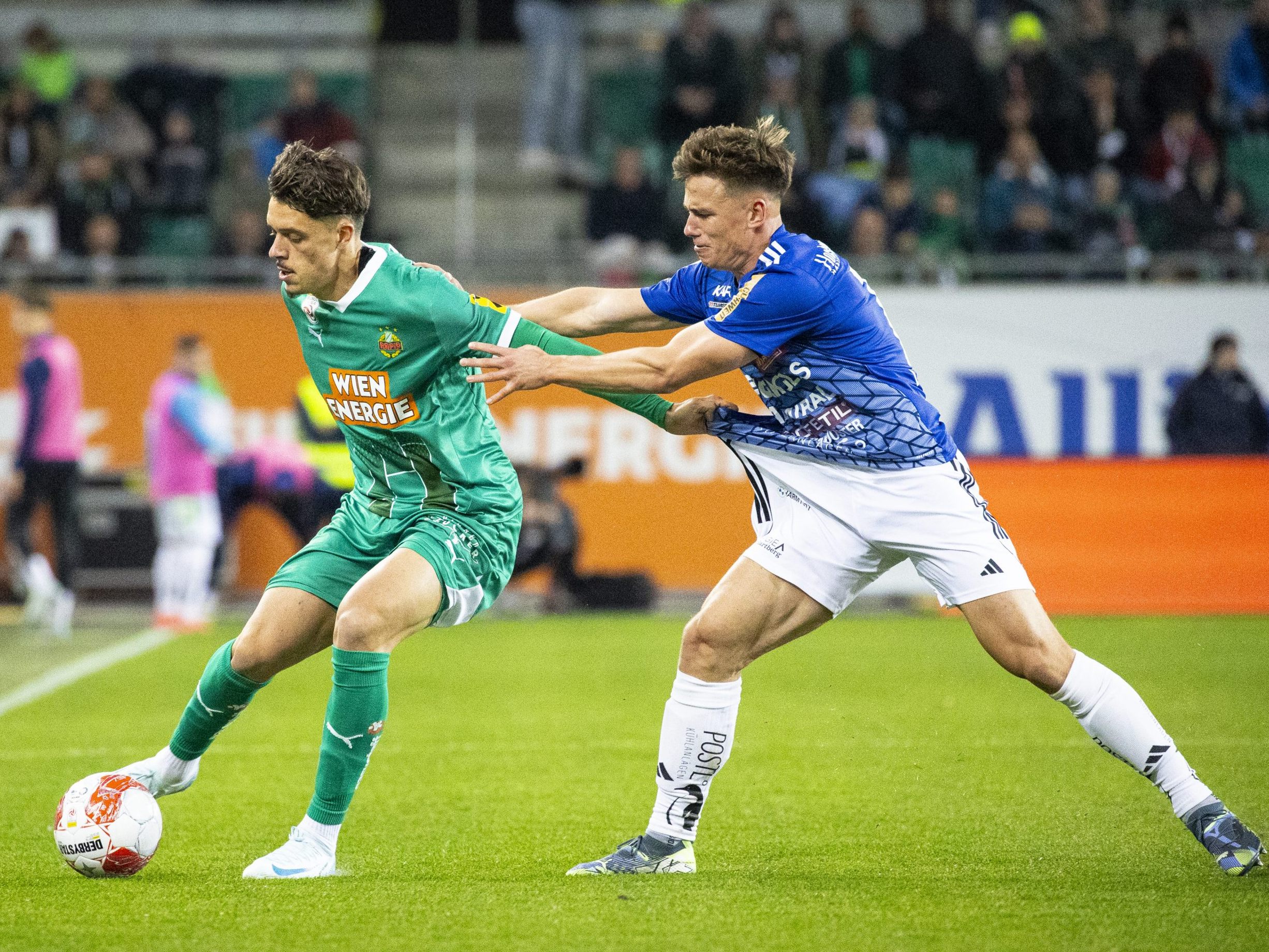 Rapid blieb dank 2:1 gegen Hartberg an Leader Sturm dran. Rapid blieb dank 2:1 gegen Hartberg an Leader Sturm dran.
