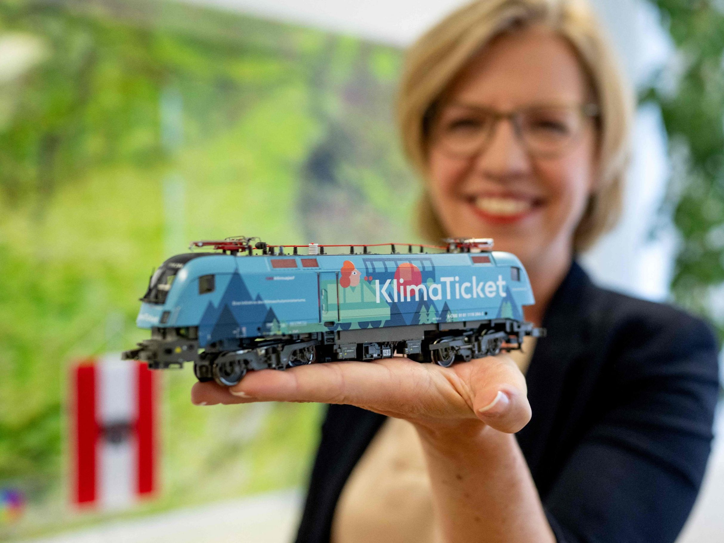 Die Preisanpassung beim Klimaticket ist im Gesetz festgeschrieben. Die Preisanpassung beim Klimaticket ist im Gesetz festgeschrieben.
