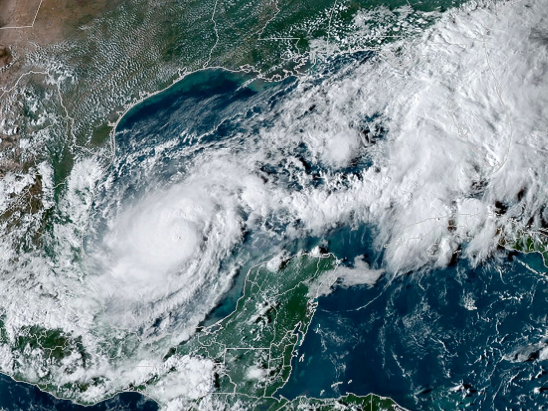 Der auf Florida zurasender Hurrikan "Milton" wurde auf Stärke 4 hochgestuft.