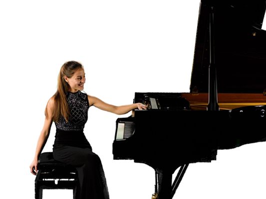 Pianistin Anahita Pasdar
