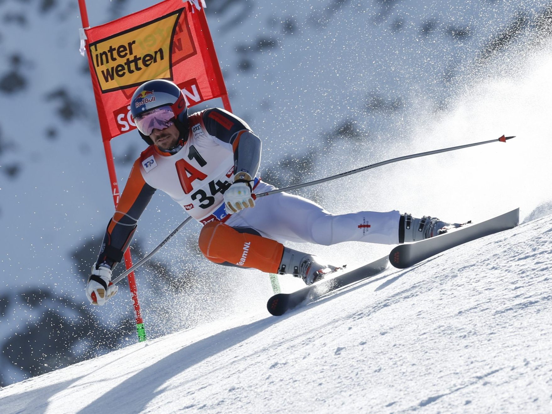 Hirscher mit solider Leistung bei seinem Comeback