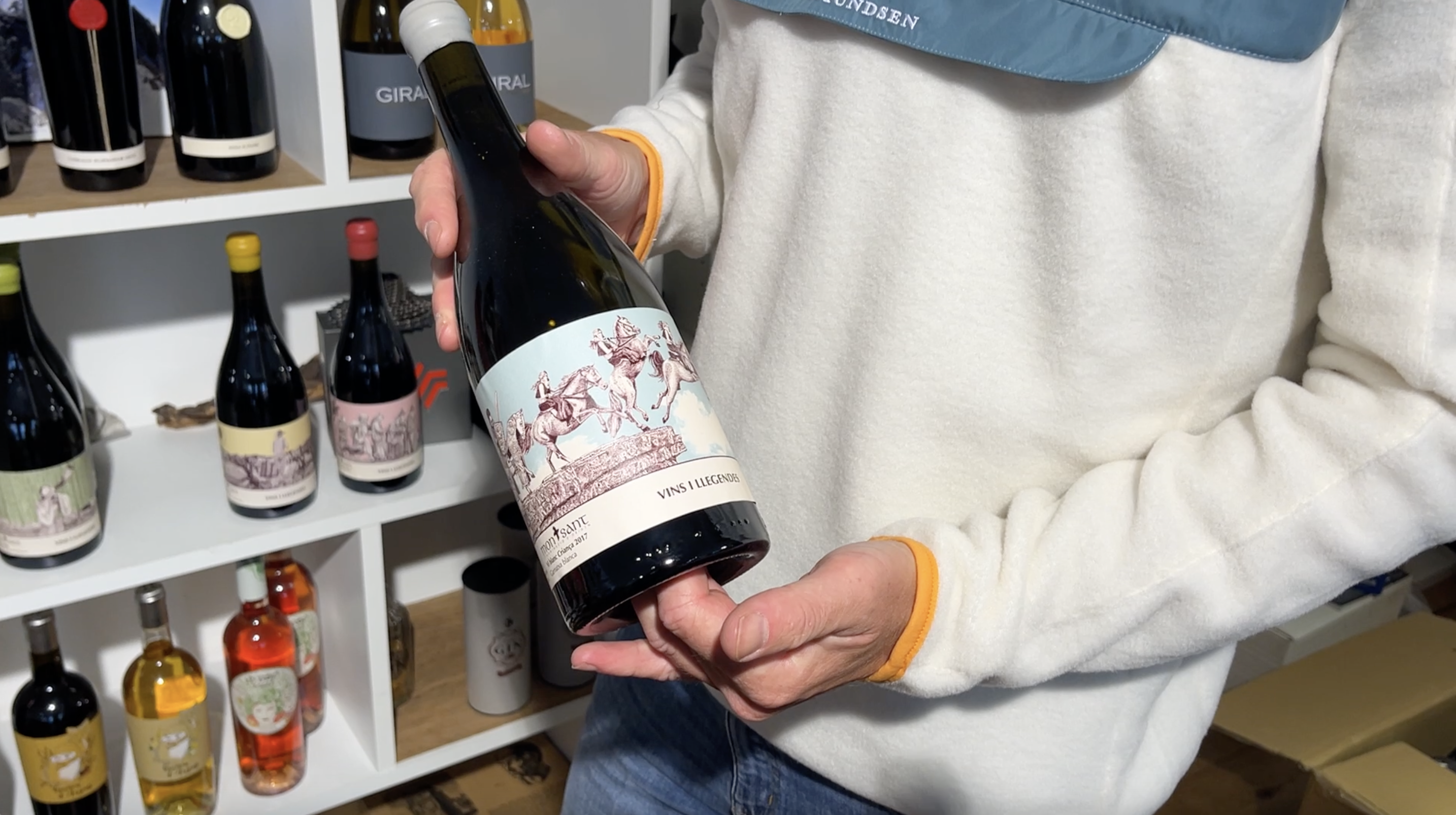 Im Siurana wird Sport und Genuss verbunden: Hier gibt es auch katalanische Weine. Im Siurana wird Sport und Genuss verbunden: Hier gibt es auch katalanische Weine.