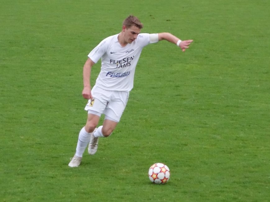 Riefensberg-Kapitän Niklas Fink & Co. bekommen es auswärts mit ihren Nachbarn vom FC Hittisau zu tun.