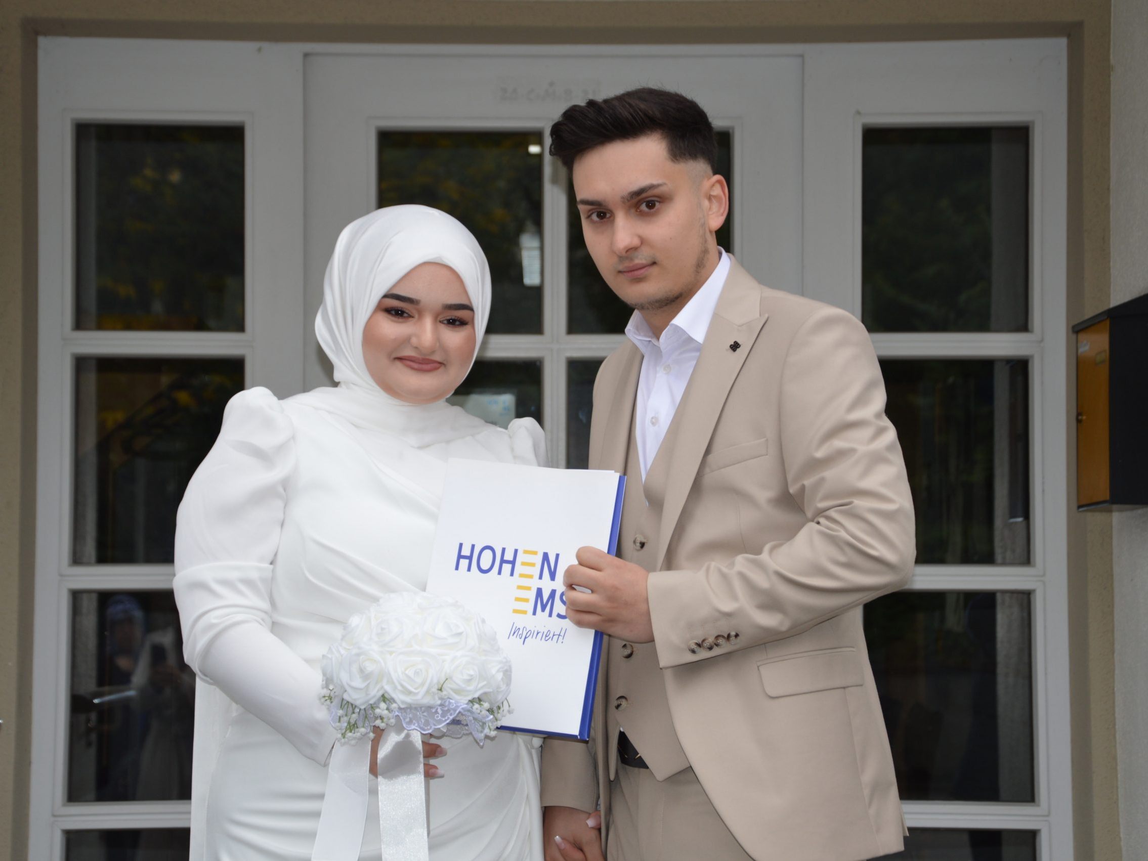 Merve Karadeniz und Dogukan Sahin feierten standesamtliche Trauung. Merve Karadeniz und Dogukan Sahin feierten standesamtliche Trauung.