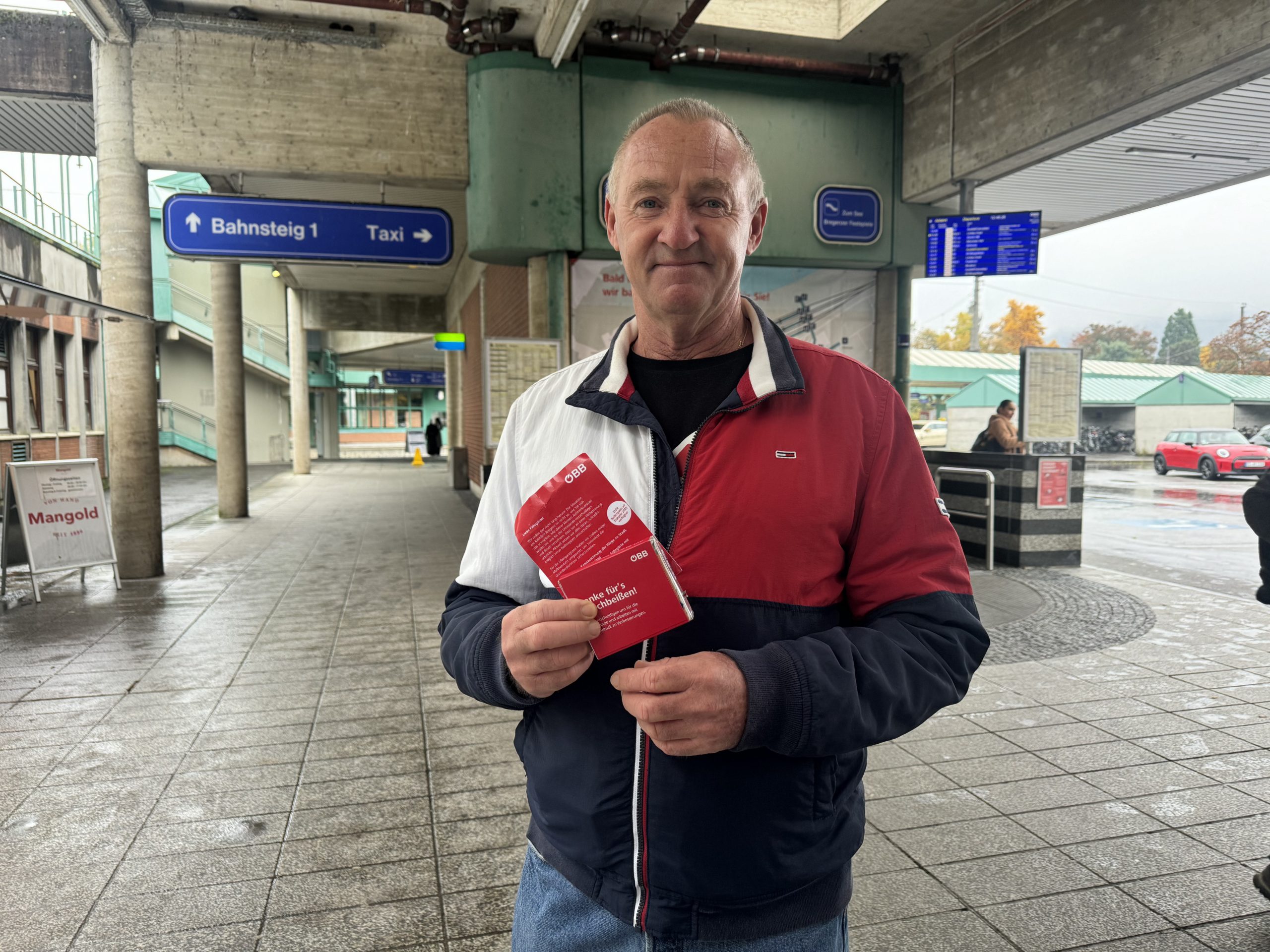 Alfred Salzmann aus Bregenz ist mit dem Bahnhof alles andere als zufrieden. Alfred Salzmann aus Bregenz ist mit dem Bahnhof alles andere als zufrieden.