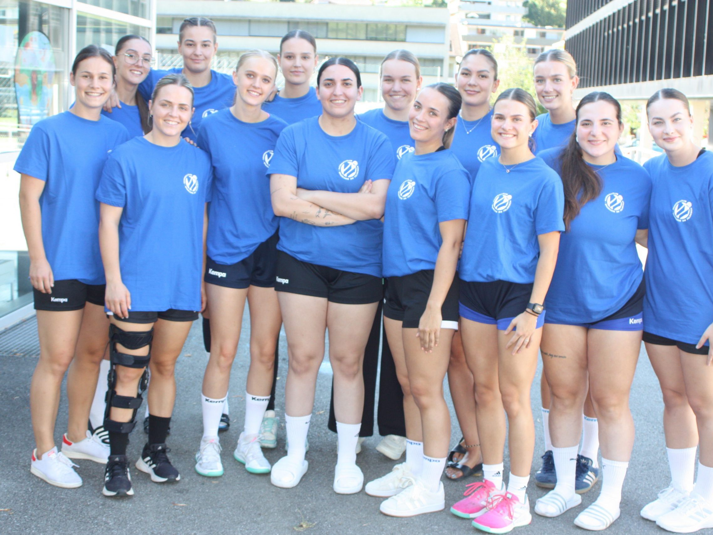 Feldkirchs Handballdamen sind Letzter in der WHA. Feldkirchs Handballdamen sind Letzter in der WHA.