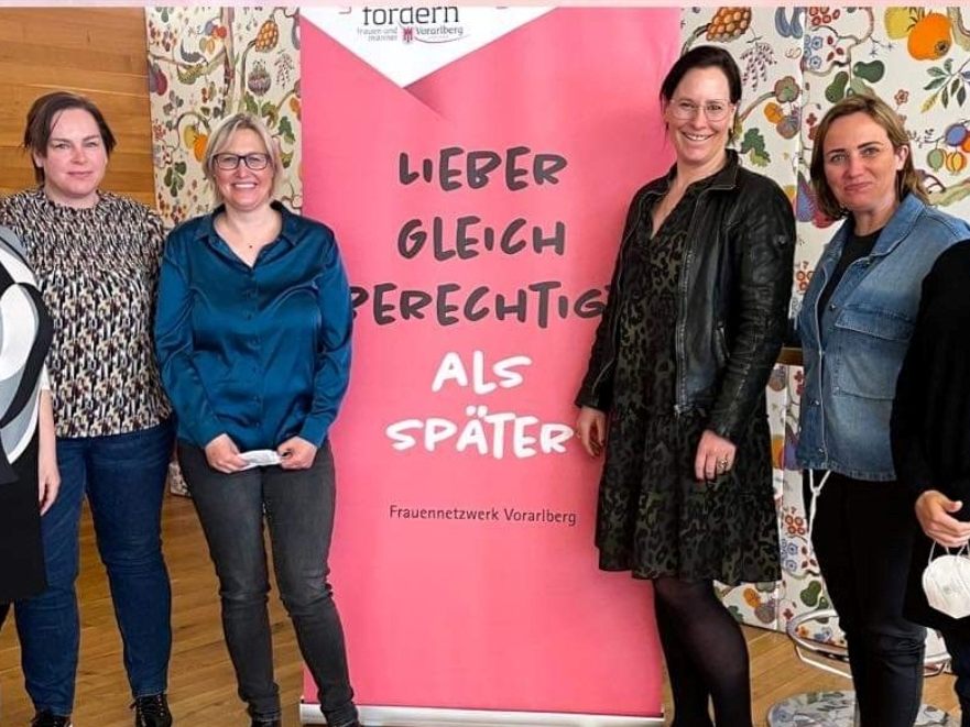 Die Frauensprecherinnen des Leiblachtales möchten gerne erfahren, was Frauen in ihrer Gemeinde beschäftigt bzw. was sie brauchen, um gezielt Unterstützung anbieten zu können.