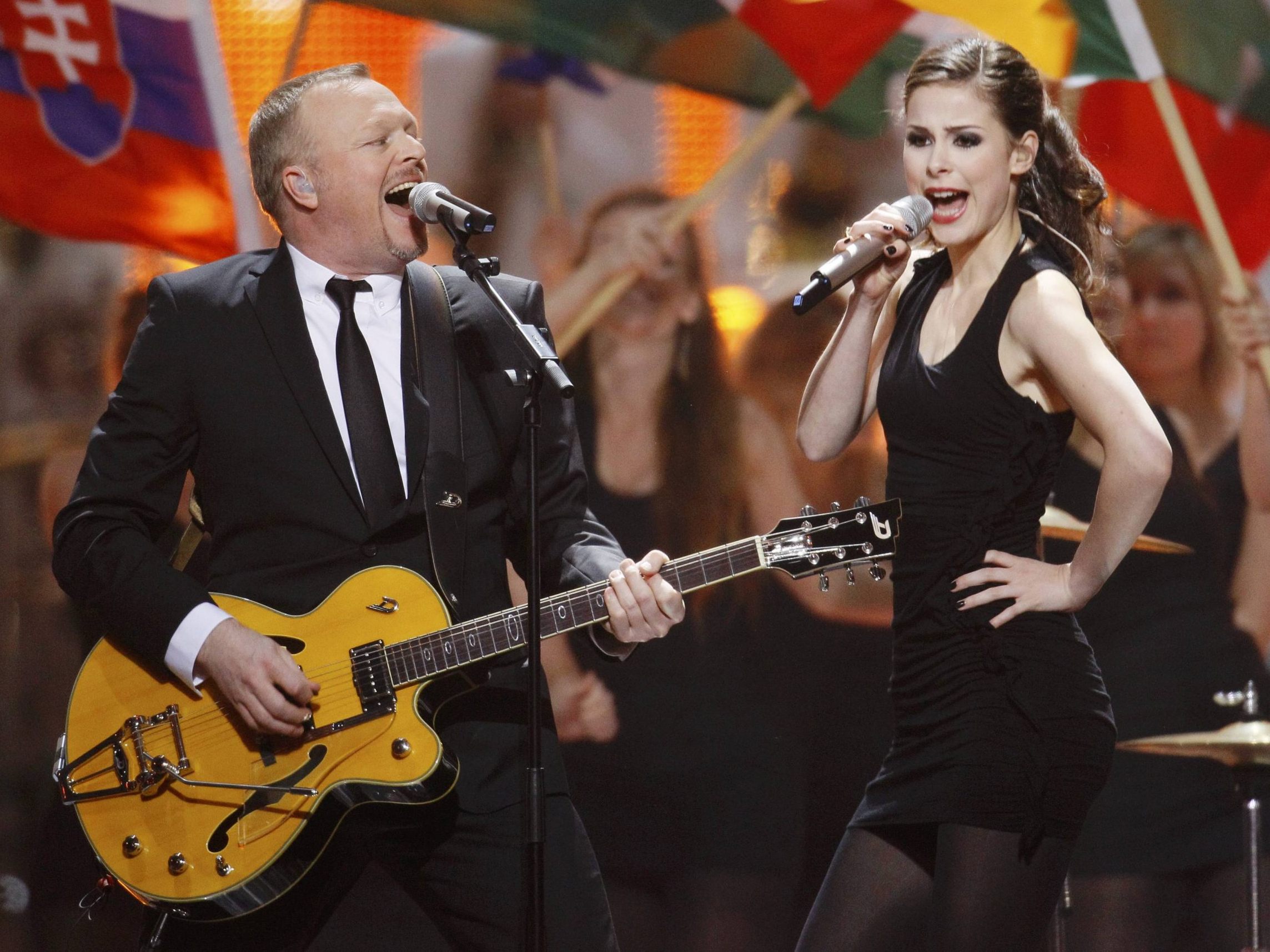 Stefan Raab und Lena Meyer-Landrut beim ESC-Finale 2011 in Düsseldorf.