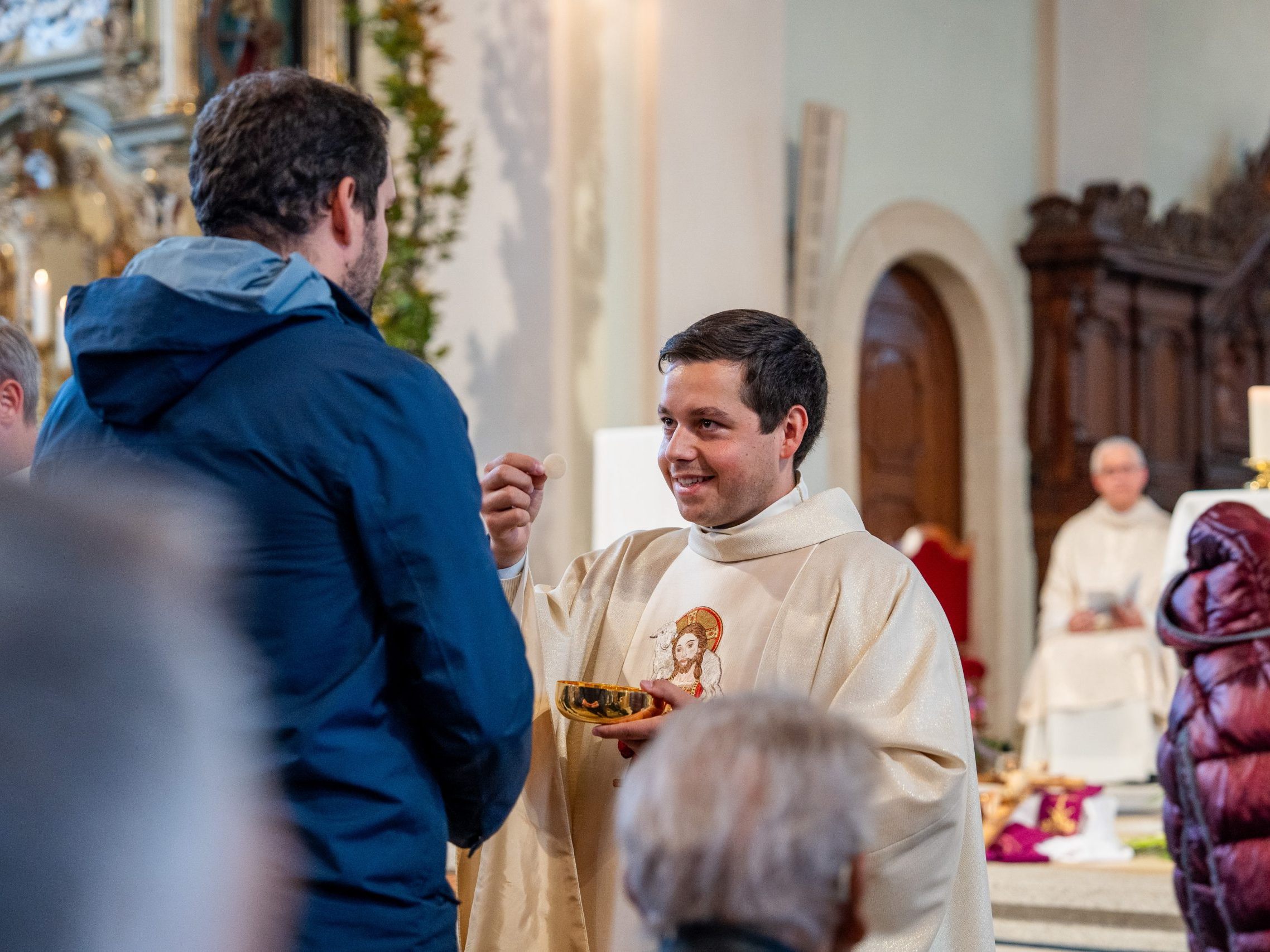 Pater Simon feierte am vergangenen Sonntag in Höchst seine Primiz. Pater Simon feierte am vergangenen Sonntag in Höchst seine Primiz.
