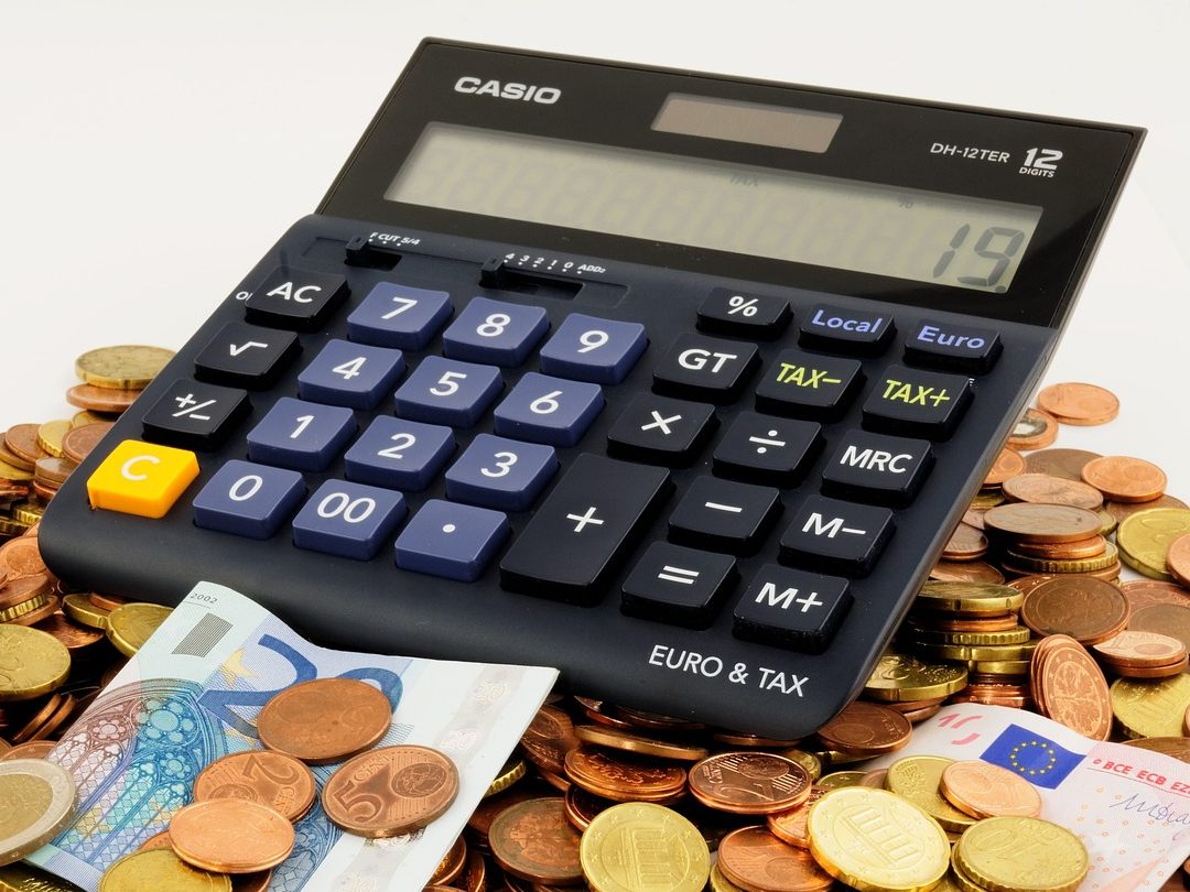 Österreichs Haushalte haben mehr Geld - aber es ist weniger wert. Österreichs Haushalte haben mehr Geld - aber es ist weniger wert.