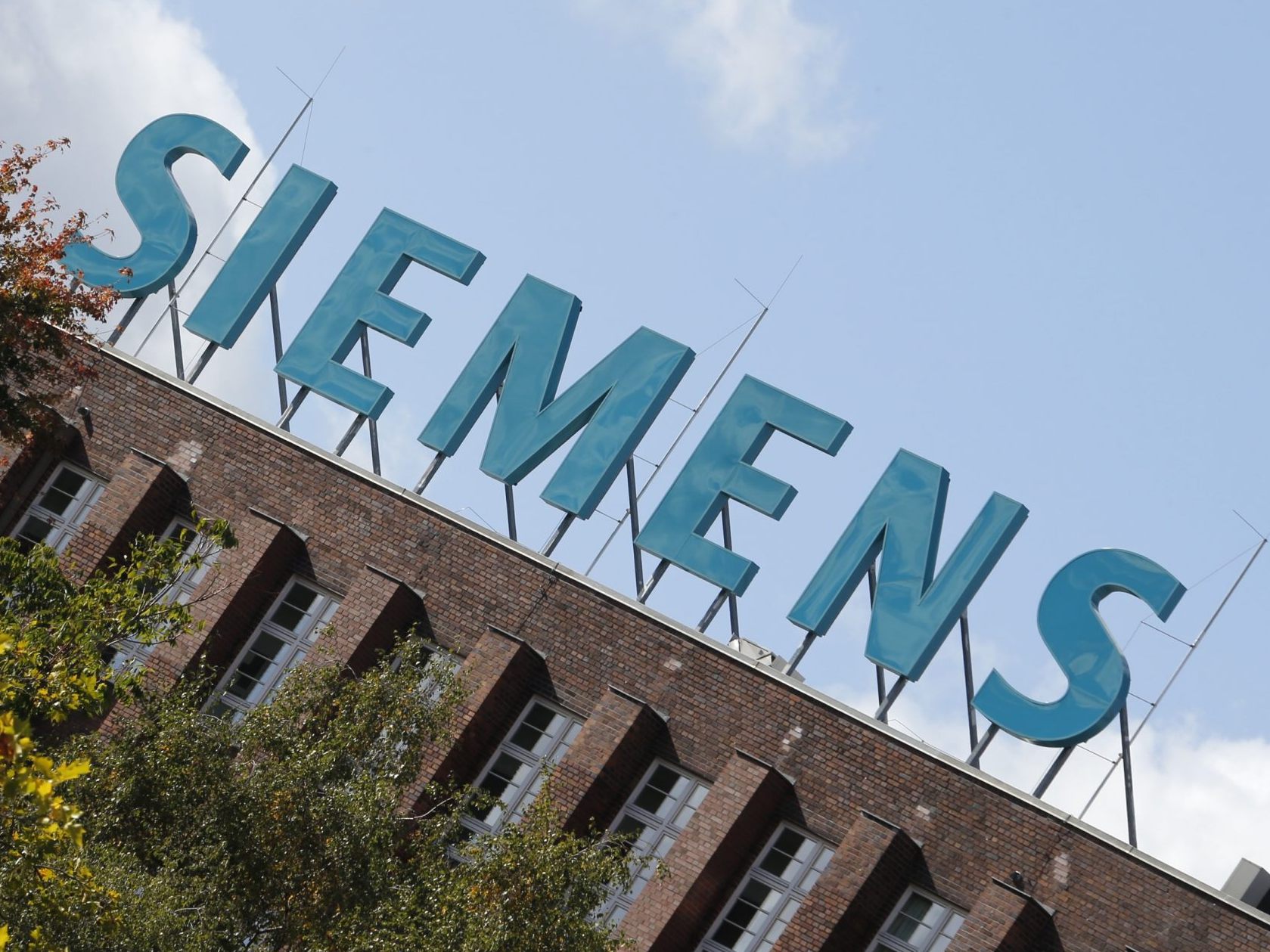 Siemens schließt 2026 sein Wiener Werk für die industrielle Stromversorgung. Siemens schließt 2026 sein Wiener Werk für die industrielle Stromversorgung.