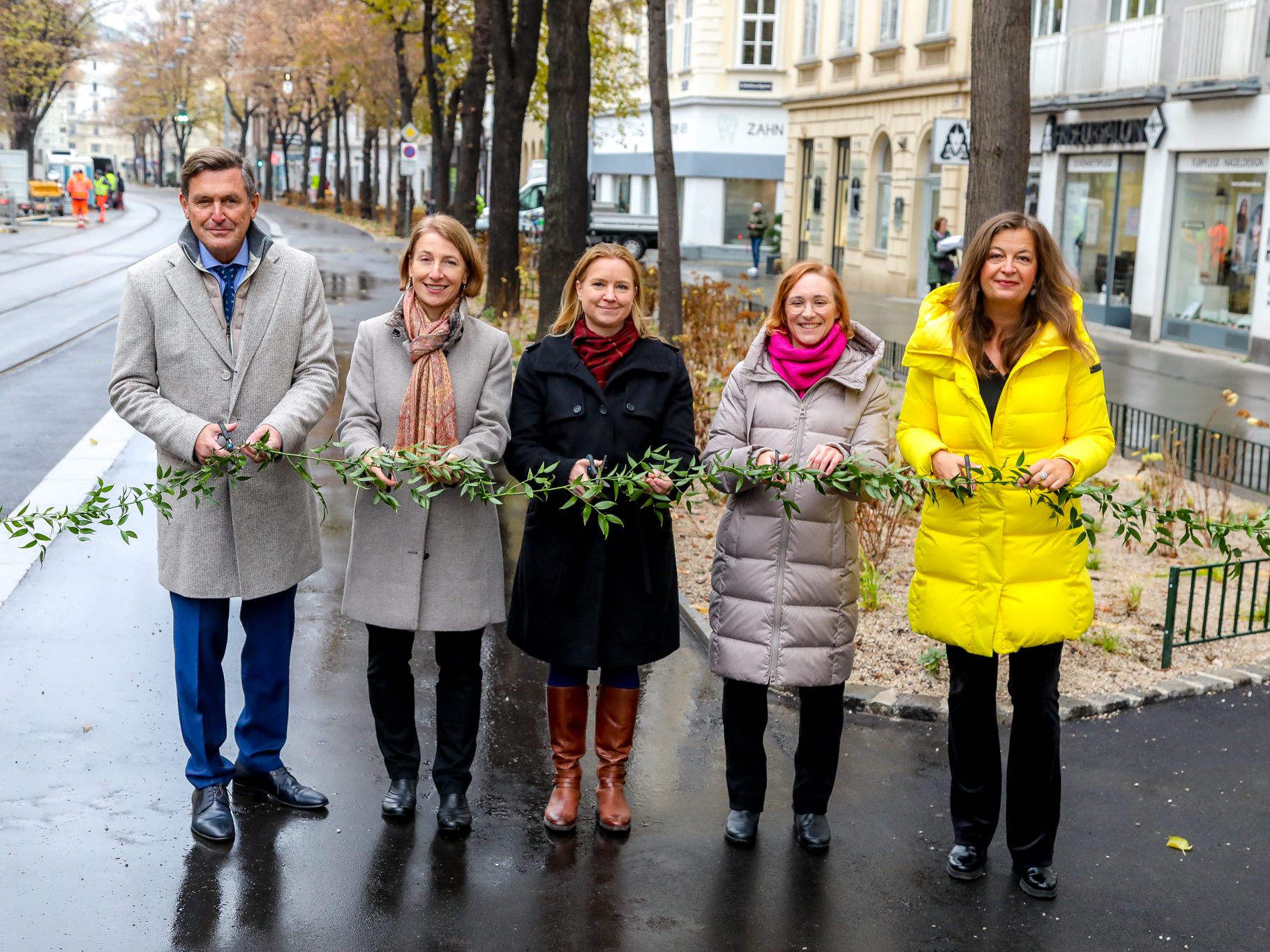 Die klimafitte Verwandlung der Wiedner Hauptstraße ist vollendet.