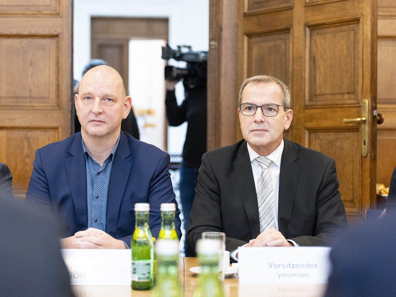 Zwei Gewerkschaftsvorsitze nebeneinander: Eckehard Quin und Christian Meidlinger. Zwei Gewerkschaftsvorsitze nebeneinander: Eckehard Quin und Christian Meidlinger.