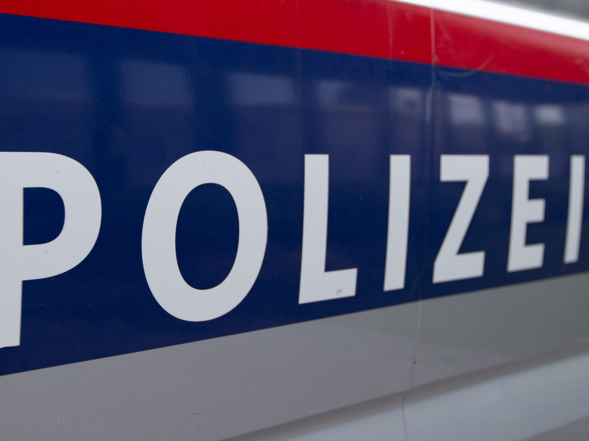 Eine Betrunkene beschädigte einen Marktstand am Brunnenmarkt.