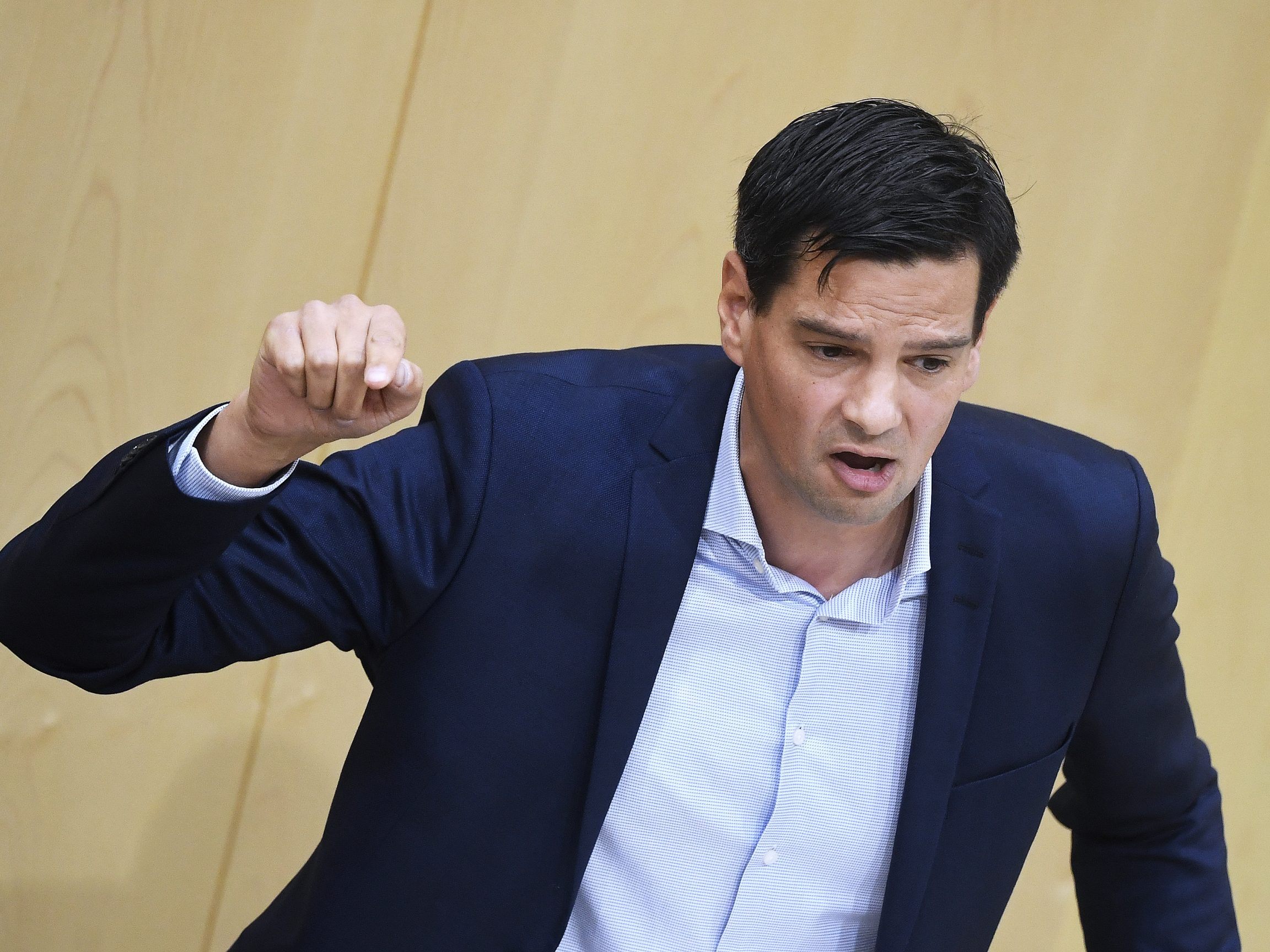 Hannes Amesbauer holt in der Nationalratssitzung zum Rundumschlag aus. Hannes Amesbauer holt in der Nationalratssitzung zum Rundumschlag aus.