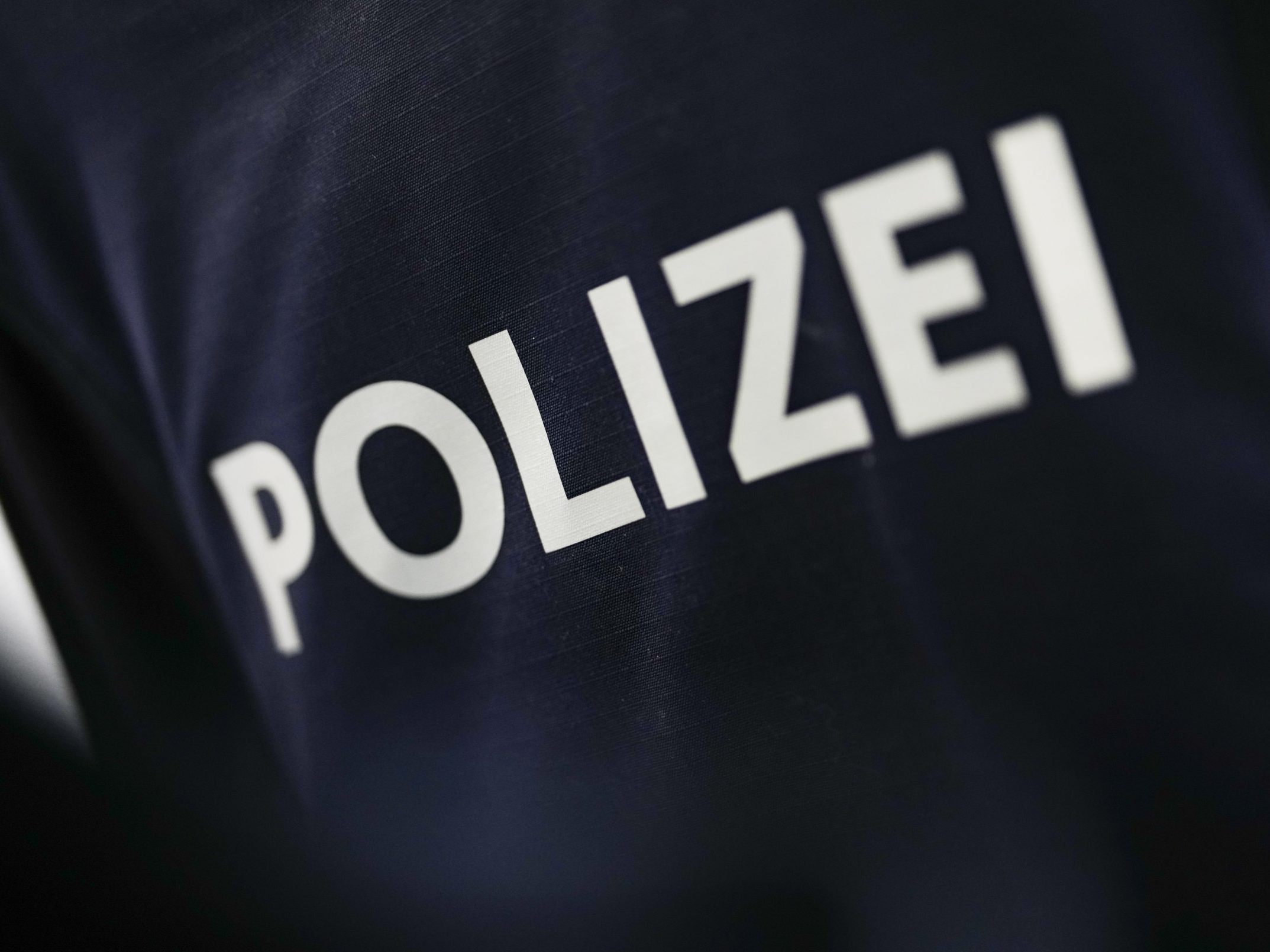 Festnahme wegen Verdacht des Taschendiebstahls. Festnahme wegen Verdacht des Taschendiebstahls.