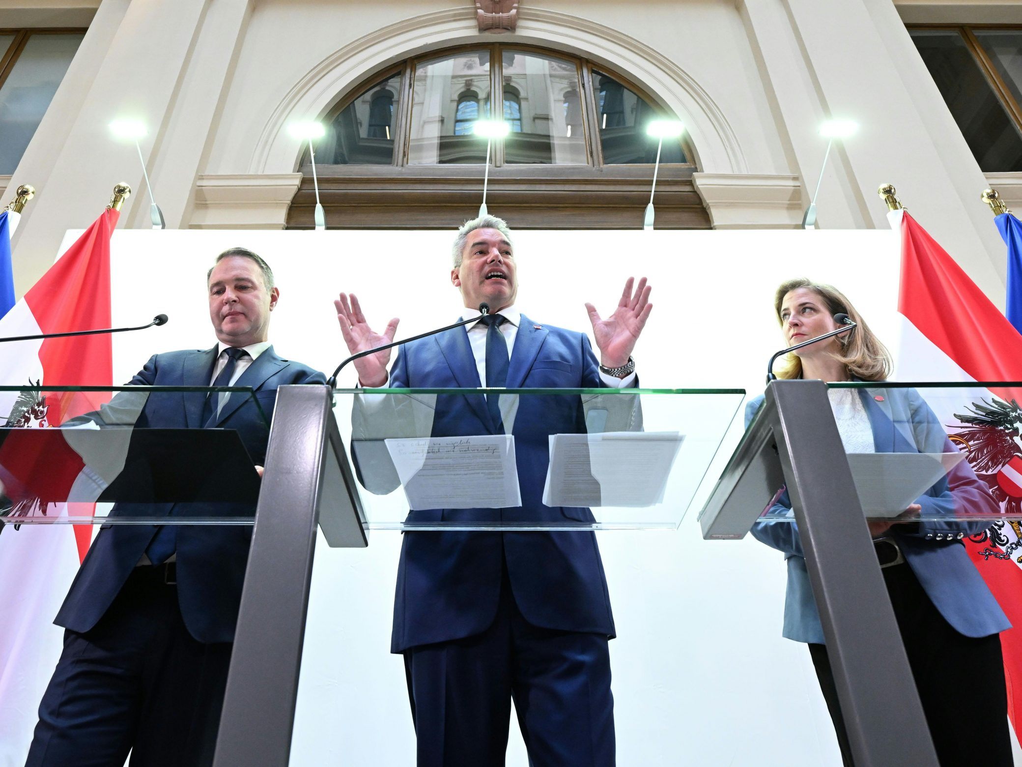 ÖVP, SPÖ und NEOS mit unterschiedlichen Vorstellungen ÖVP, SPÖ und NEOS mit unterschiedlichen Vorstellungen