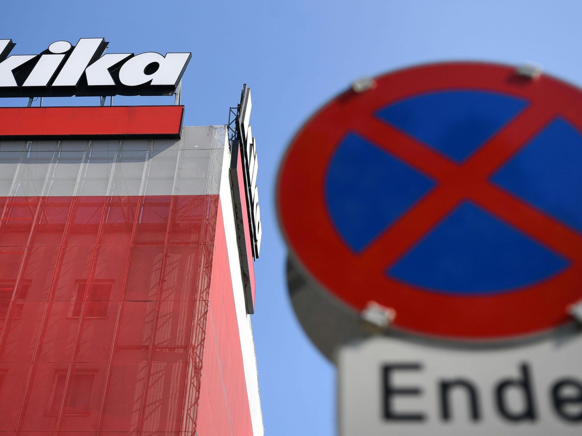 Nun entscheidet Insolvenzverwalter über Zukunft der Möbelkette