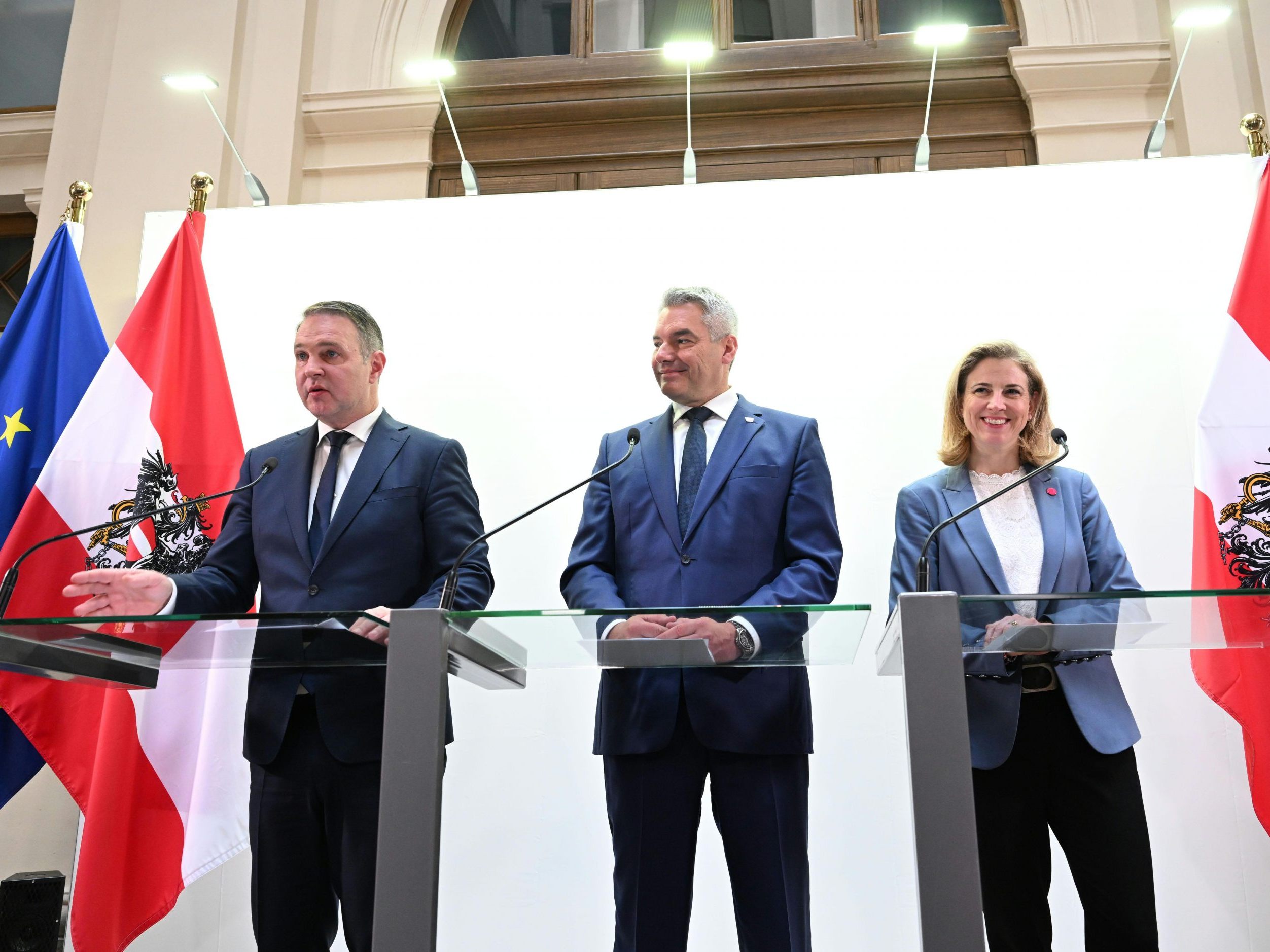 Ob Österreich eine Koalition aus ÖVP, SPÖ und NEOS erhält, ist weiter unklar.