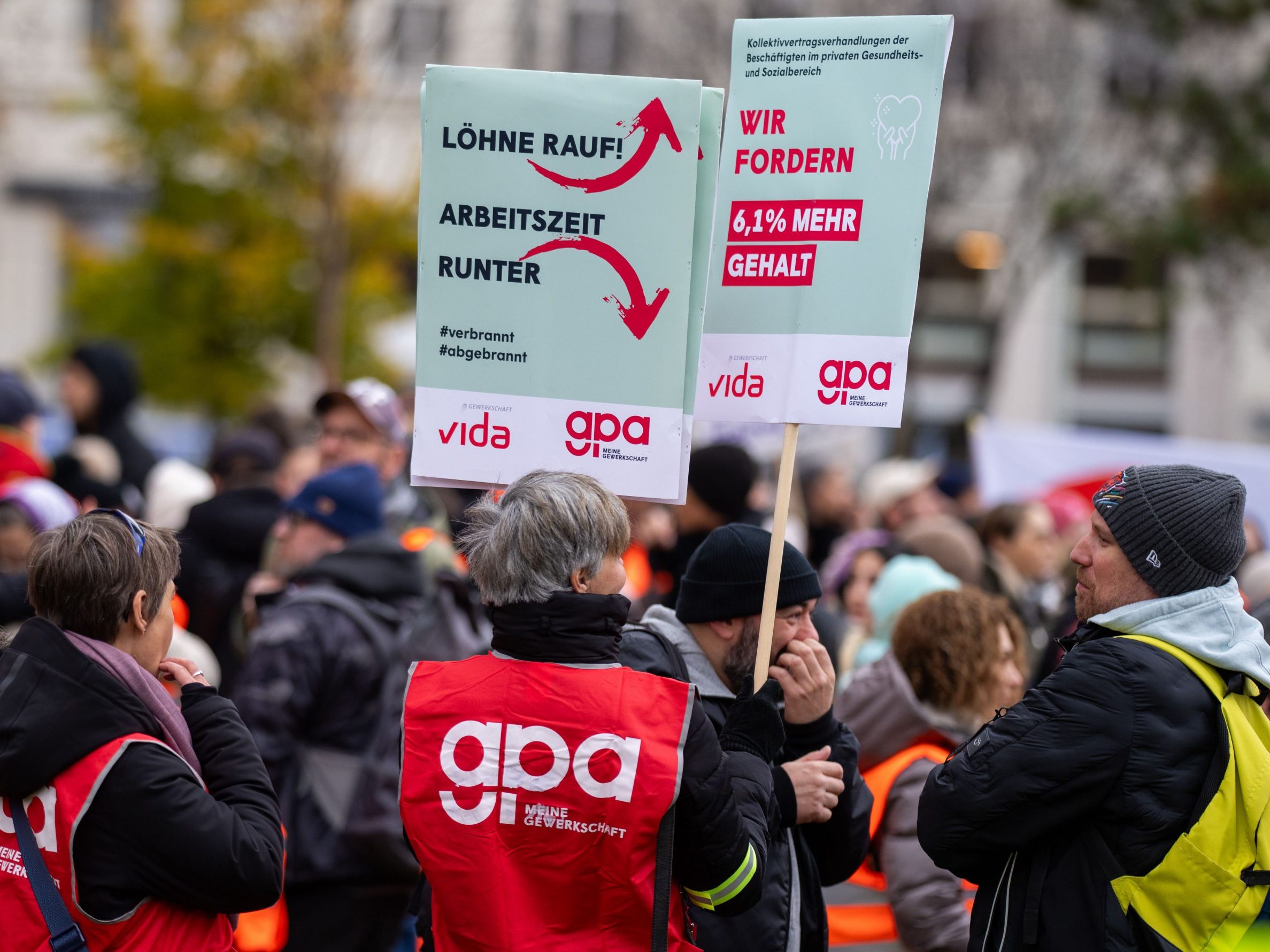 Nach drei Verhandlungsrunden und Demos gab es eine Einigung beim Sozialwirtschafts-KV.