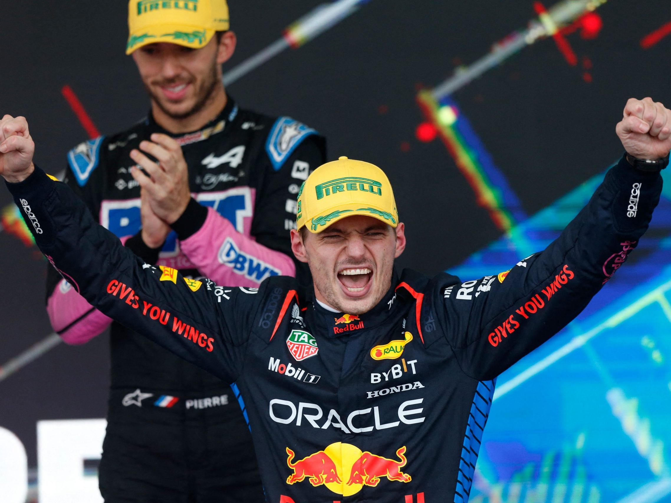 Max Verstappen auf dem Podium Max Verstappen auf dem Podium