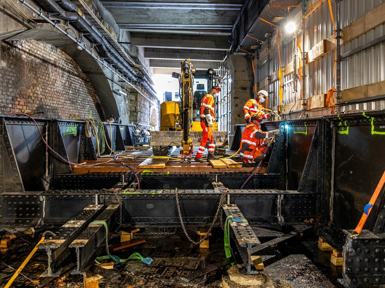 Arbeiten am U4-Tragwerk