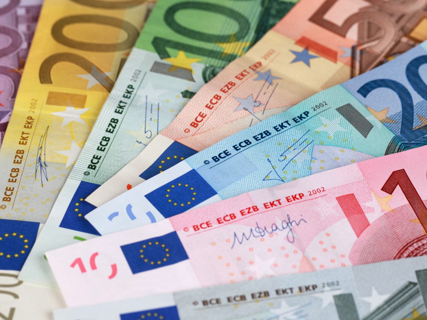 Die Kosten für Naturkatastrophen und für Pensionen steigen. Die Kosten für Naturkatastrophen und für Pensionen steigen.