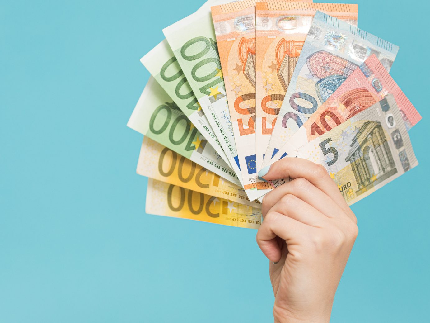 Die Aktion soll auch andere Banken daran erinnern, "nicht offengelegte Bestandsprovisionen an ihre Kundinnen und Kunden zu erstatten."