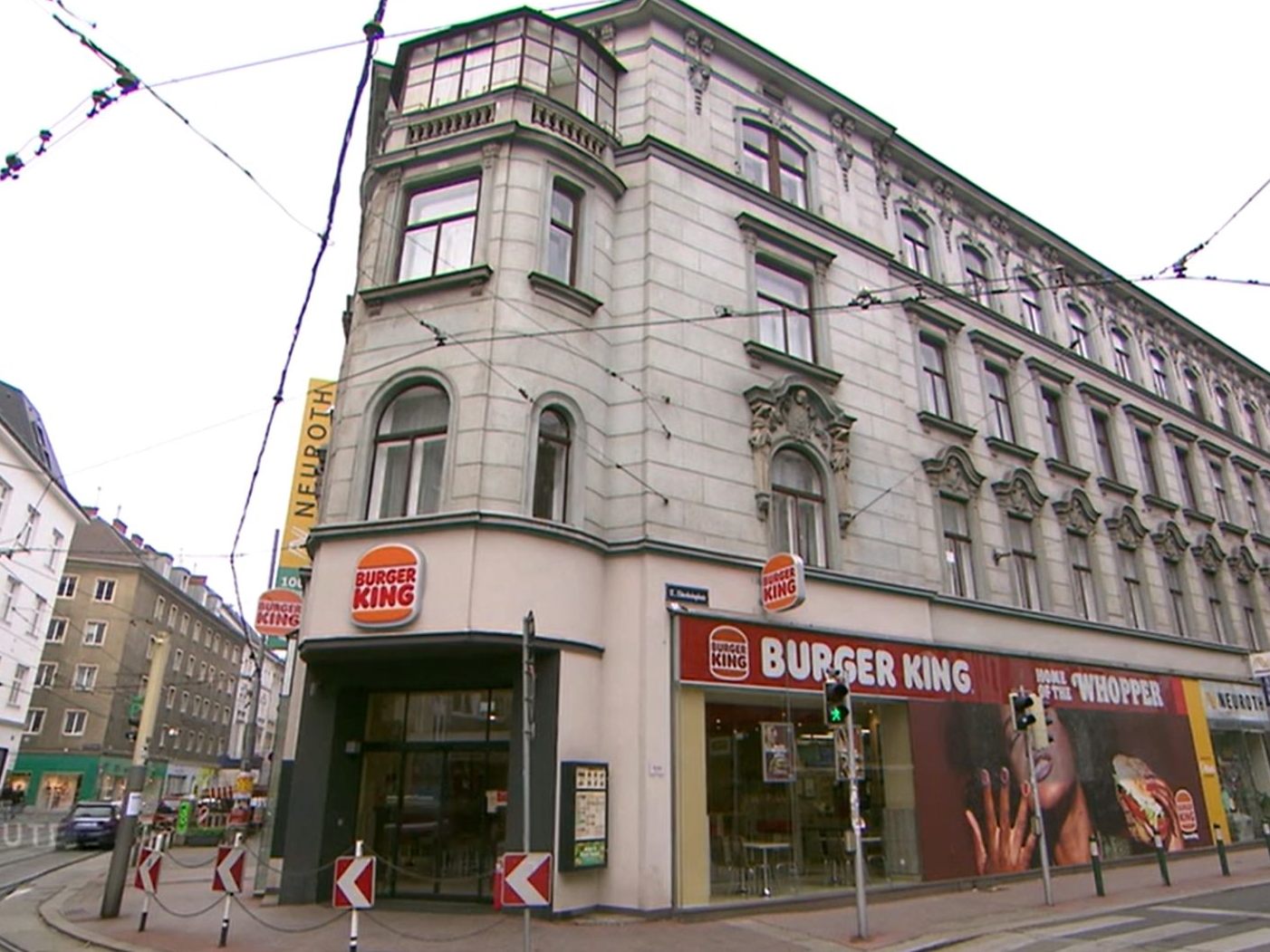 Wie der ORF berichtet hat, gibt es bereits Verhandlungen über Ausgleichszahlungen für die Betroffenen. Wie der ORF berichtet hat, gibt es bereits Verhandlungen über Ausgleichszahlungen für die Betroffenen.