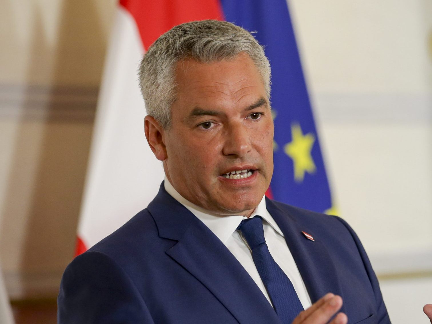 "Transatlantischen Beziehungen gemeinsam weiter ausbauen" "Transatlantischen Beziehungen gemeinsam weiter ausbauen"