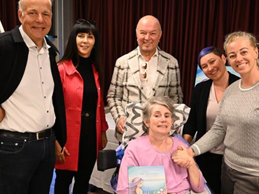 Herbert Feurstein Mic, MBA (GF Seniorenbetreuung Nenzing); Michaela Kleiner (Volksschullehrerin Schule am See), Heinz Wendel (Moderator), Jacqueline Rauch (Autorin), Nicole Niedermayer (Pflegedienstleitung), Bettina Gaßner (Leitung Haus 1).